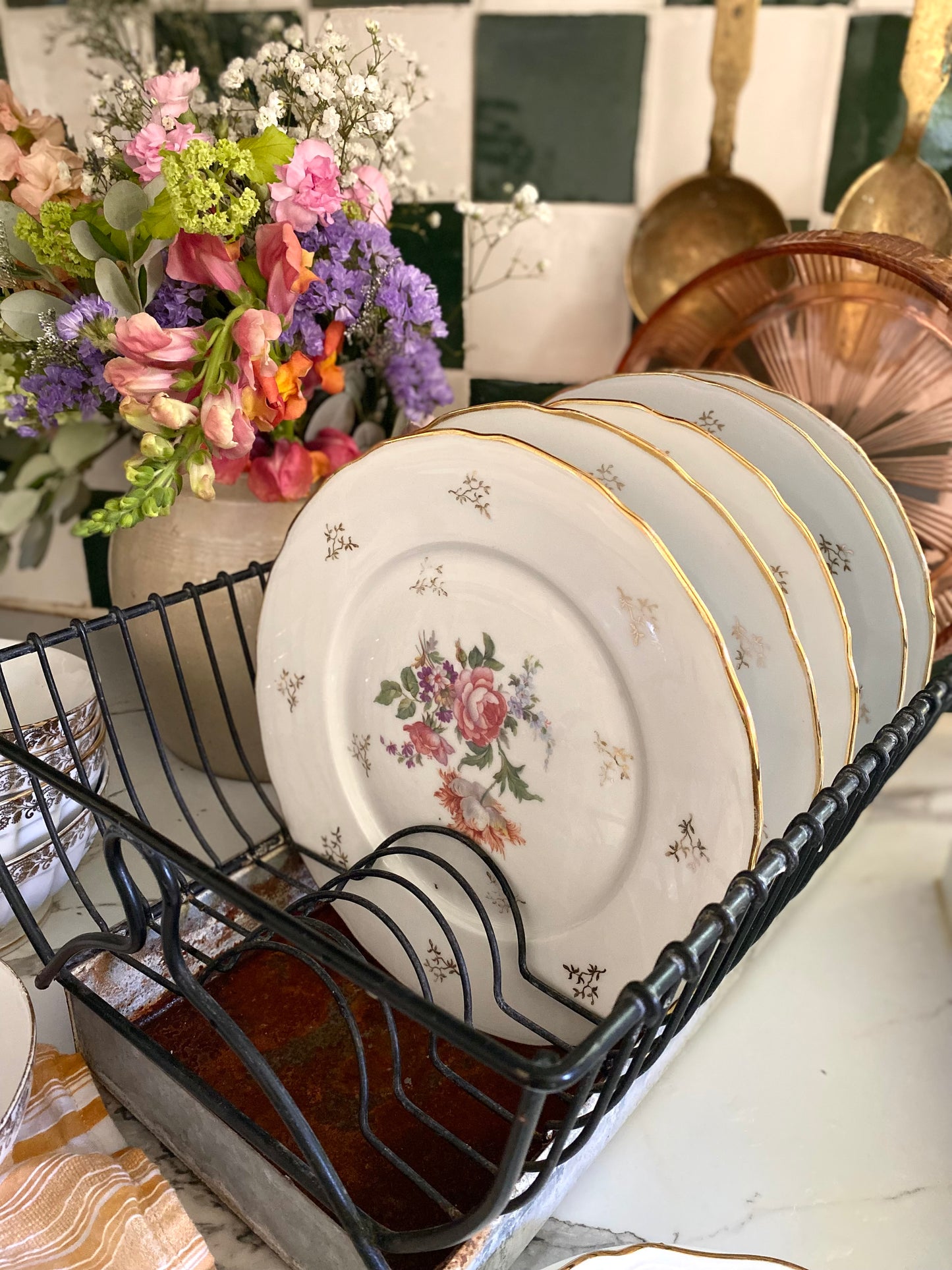Assiettes en Porcelaine de Limoges – Maison Berry