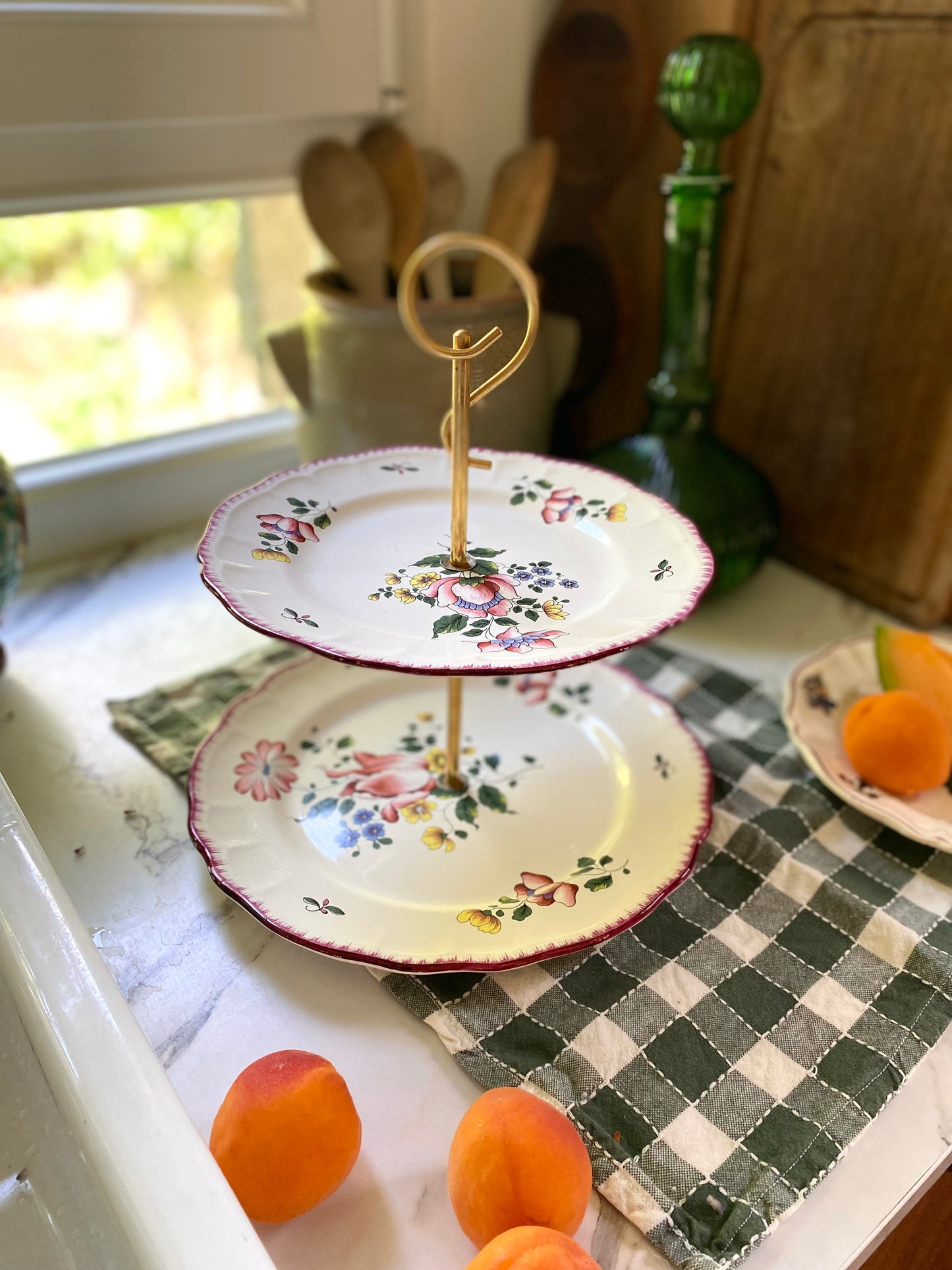 Serviteur muet en faïence de Salins, décor Joséphine
