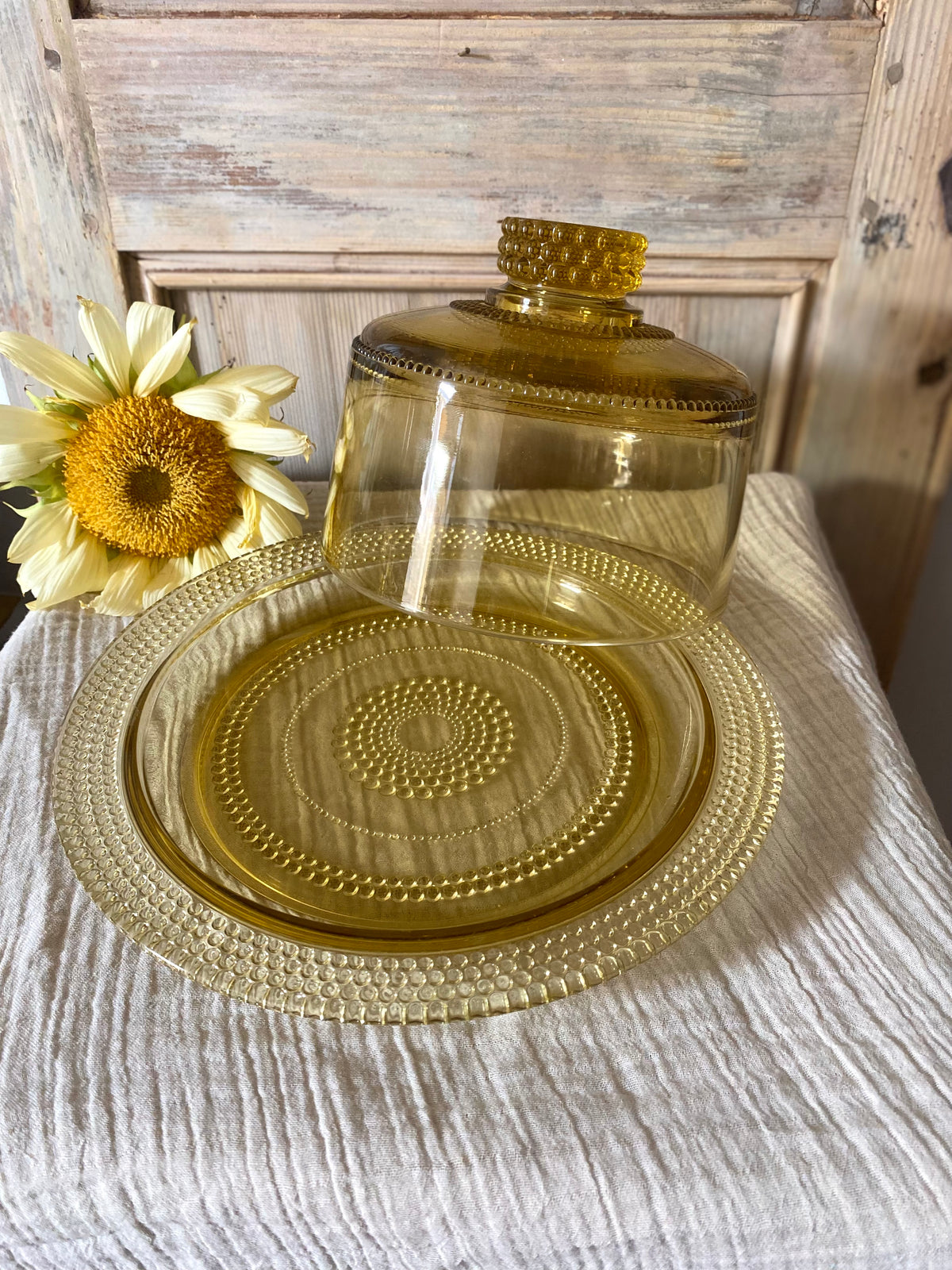 Cloche à fromage en verre ambré, années 70