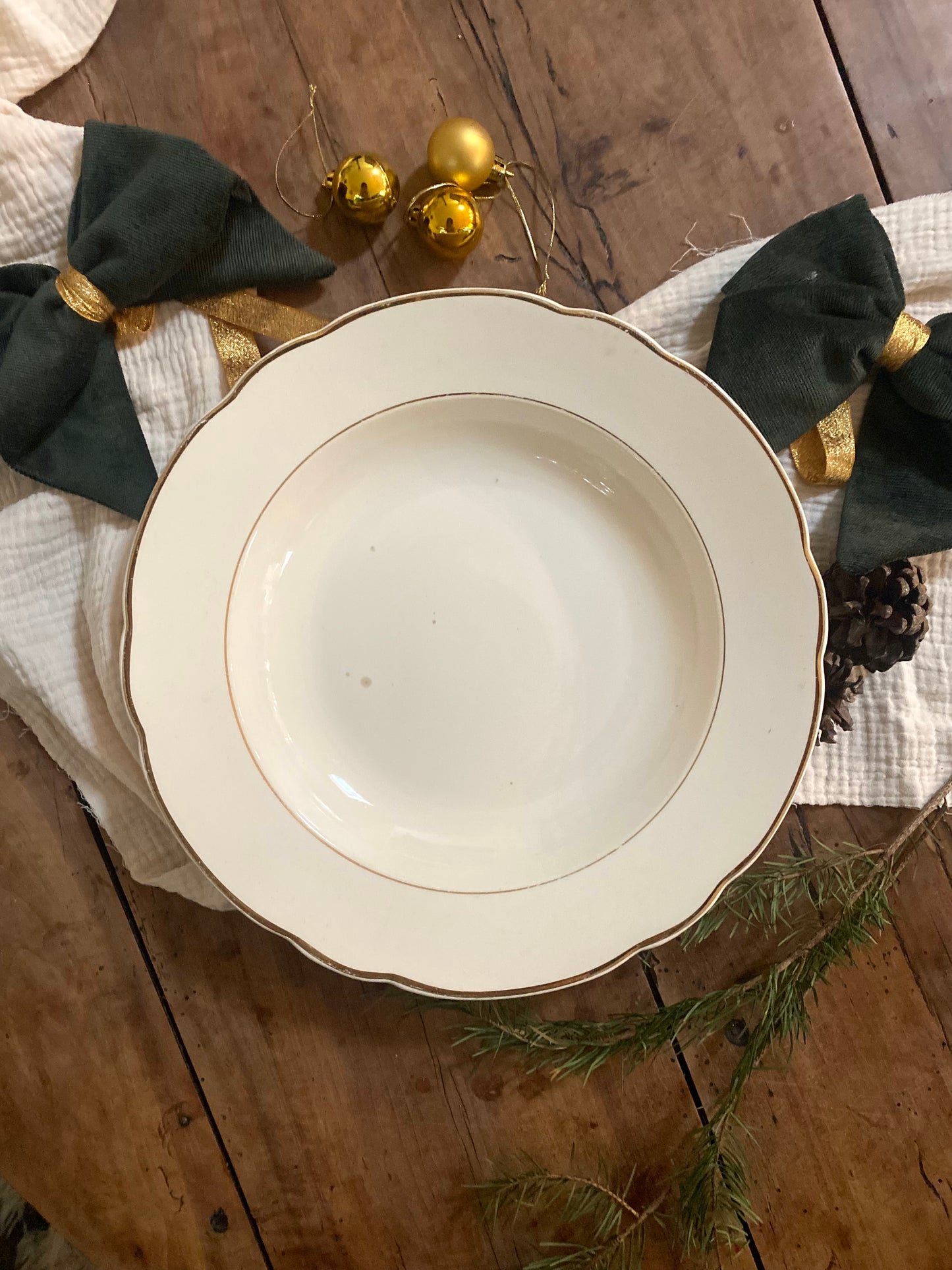 Plat de service creux