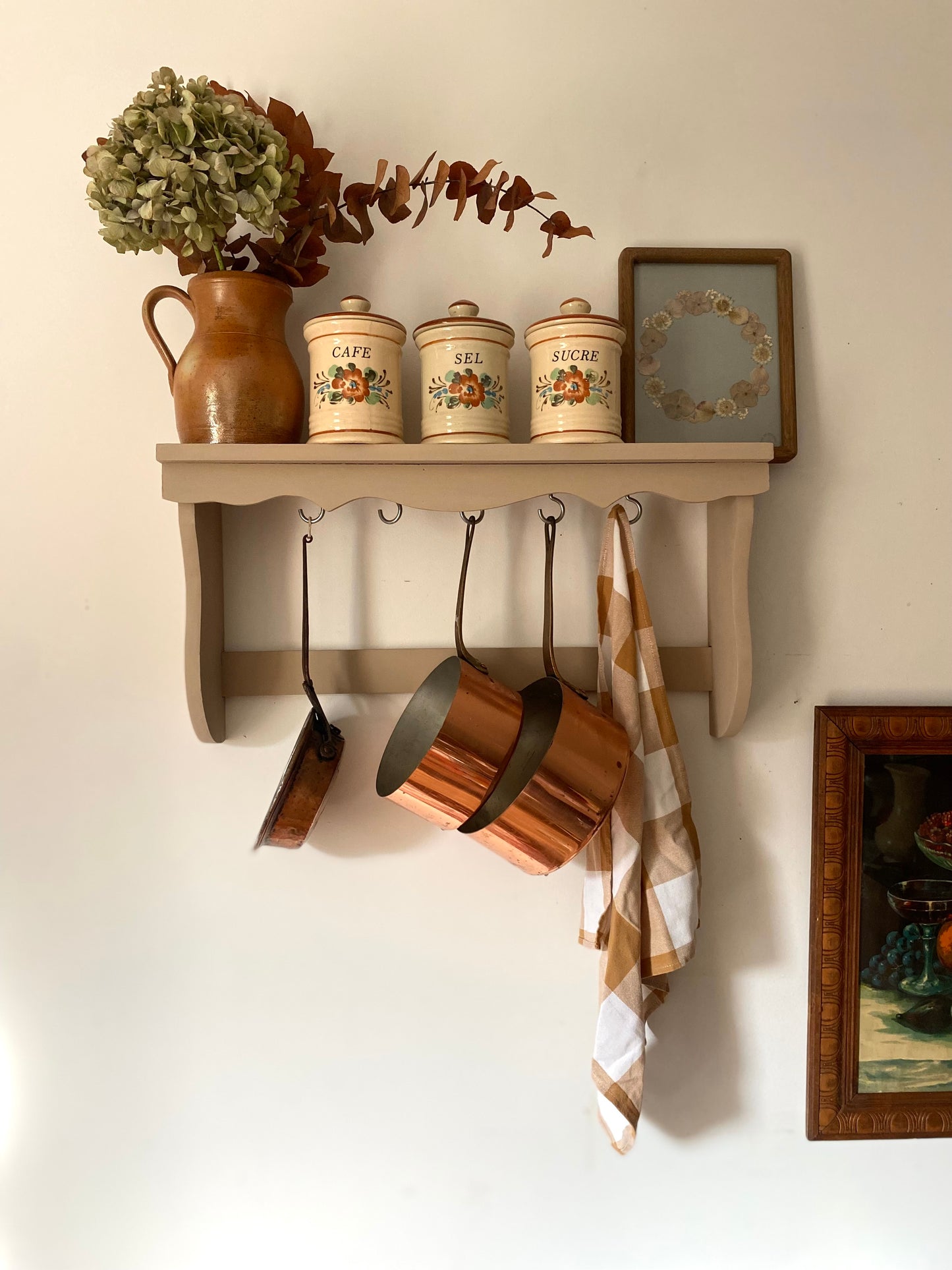 Duo de Casseroles en cuivre milieu du XXe siècle de fabrication française par Métaux Ouvrés Vesoul