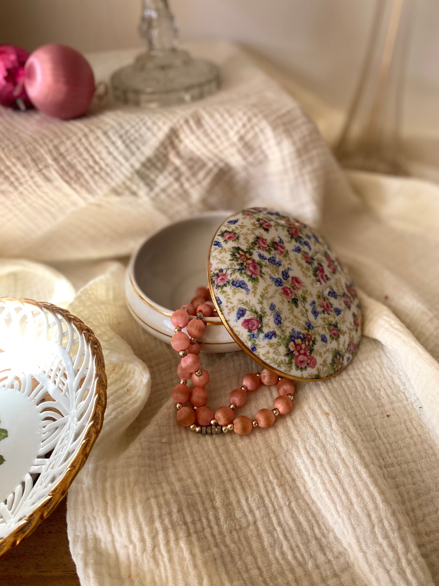 Boîte à bijoux en porcelaine de Saint-Uze