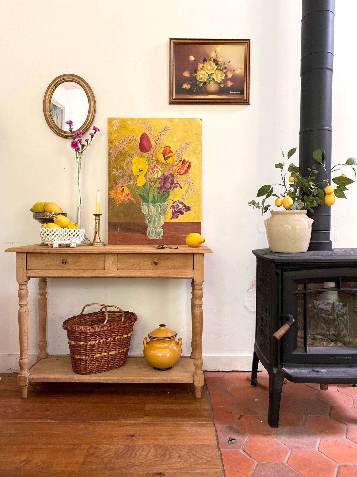 Bouquet de tulipes au fond doré — Huile sur panneau, 1977