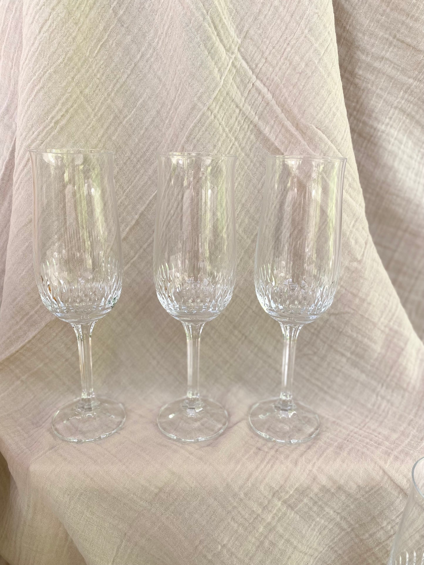 Service de 10 flûtes à champagne en verre taillé, 1960