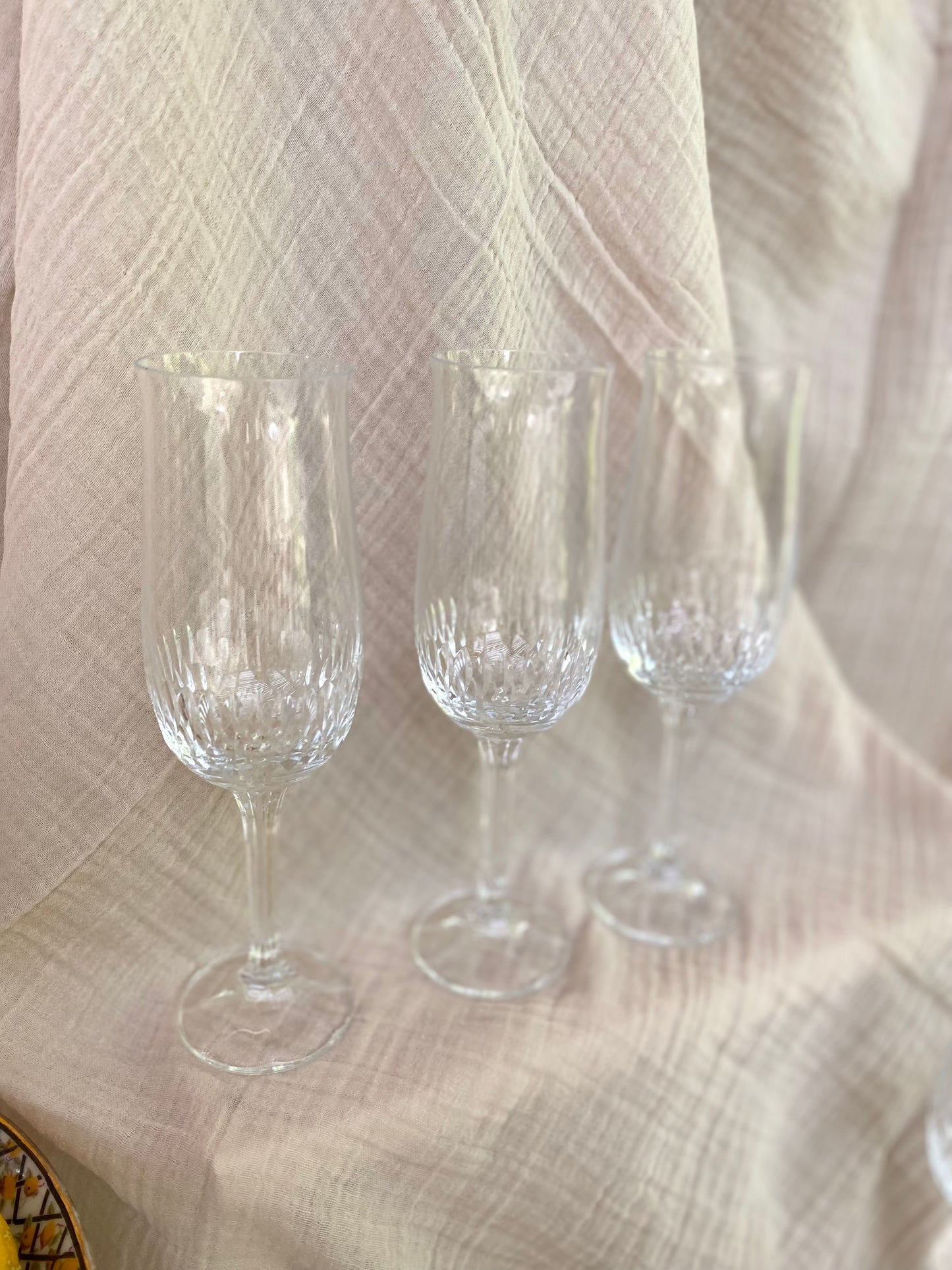 Service de 10 flûtes à champagne en verre taillé, 1960