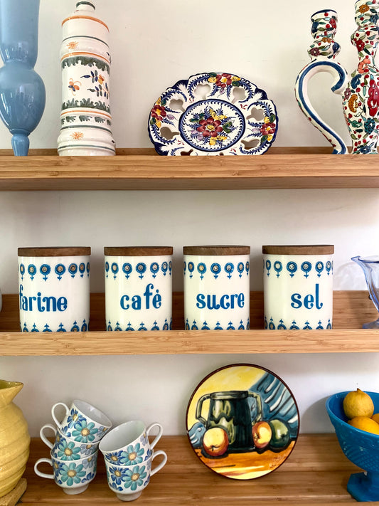 Série de pots à épices vintage