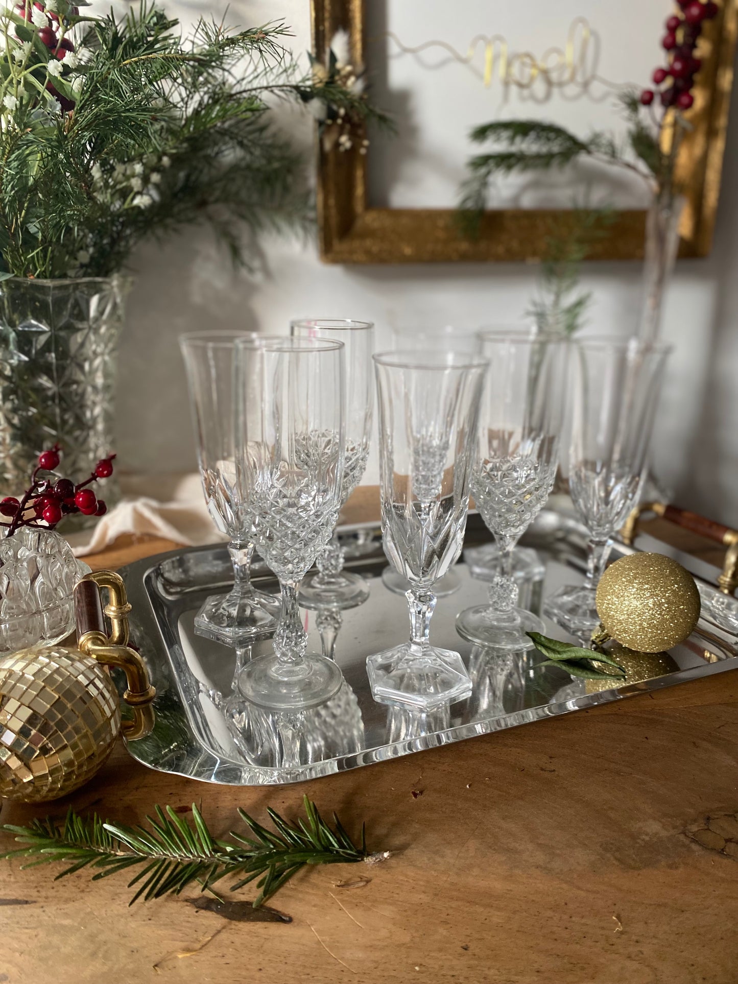 Flutes à champagne en cristal ancien