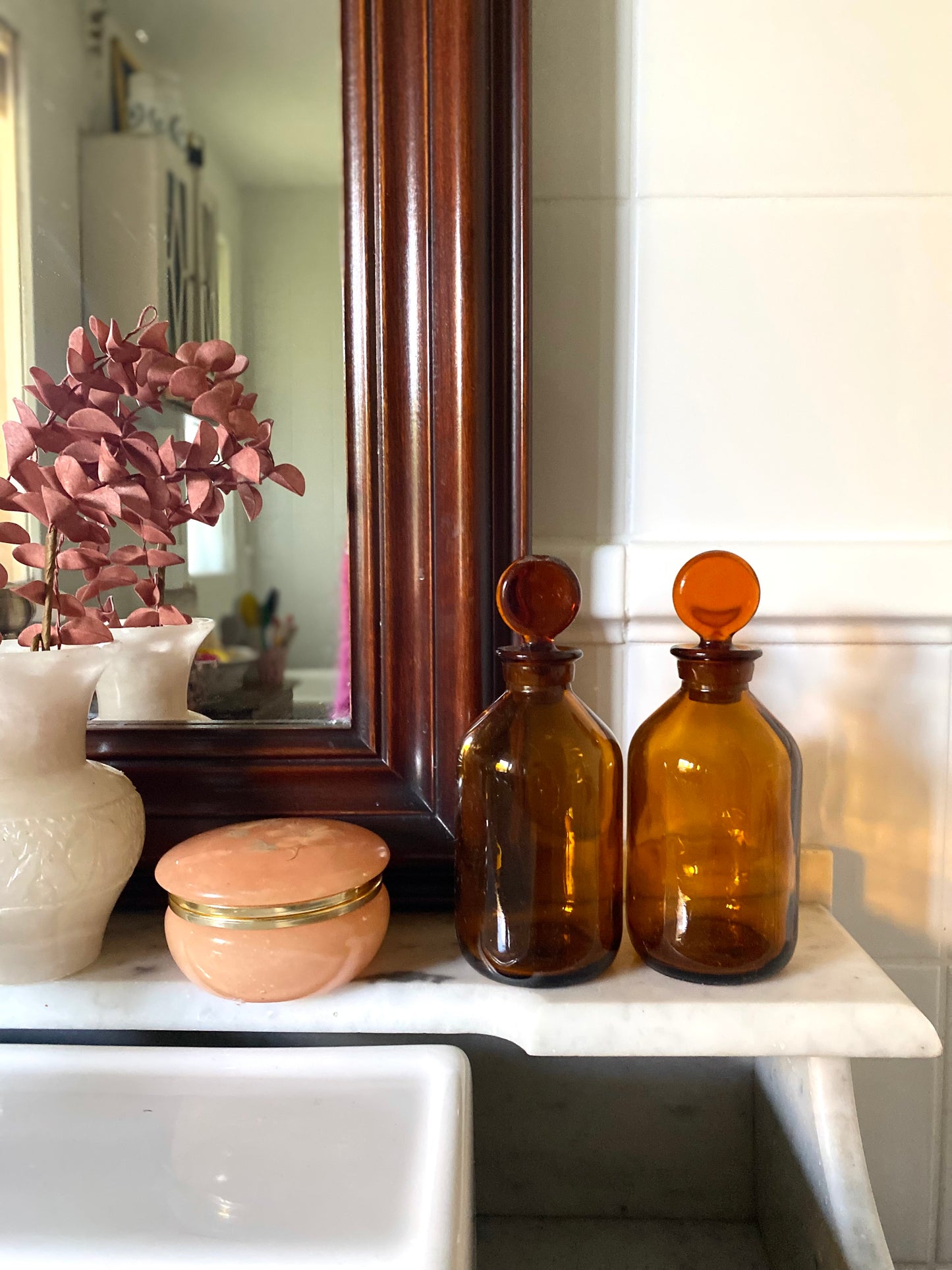 Alice / Boîte à bijoux en albâtre