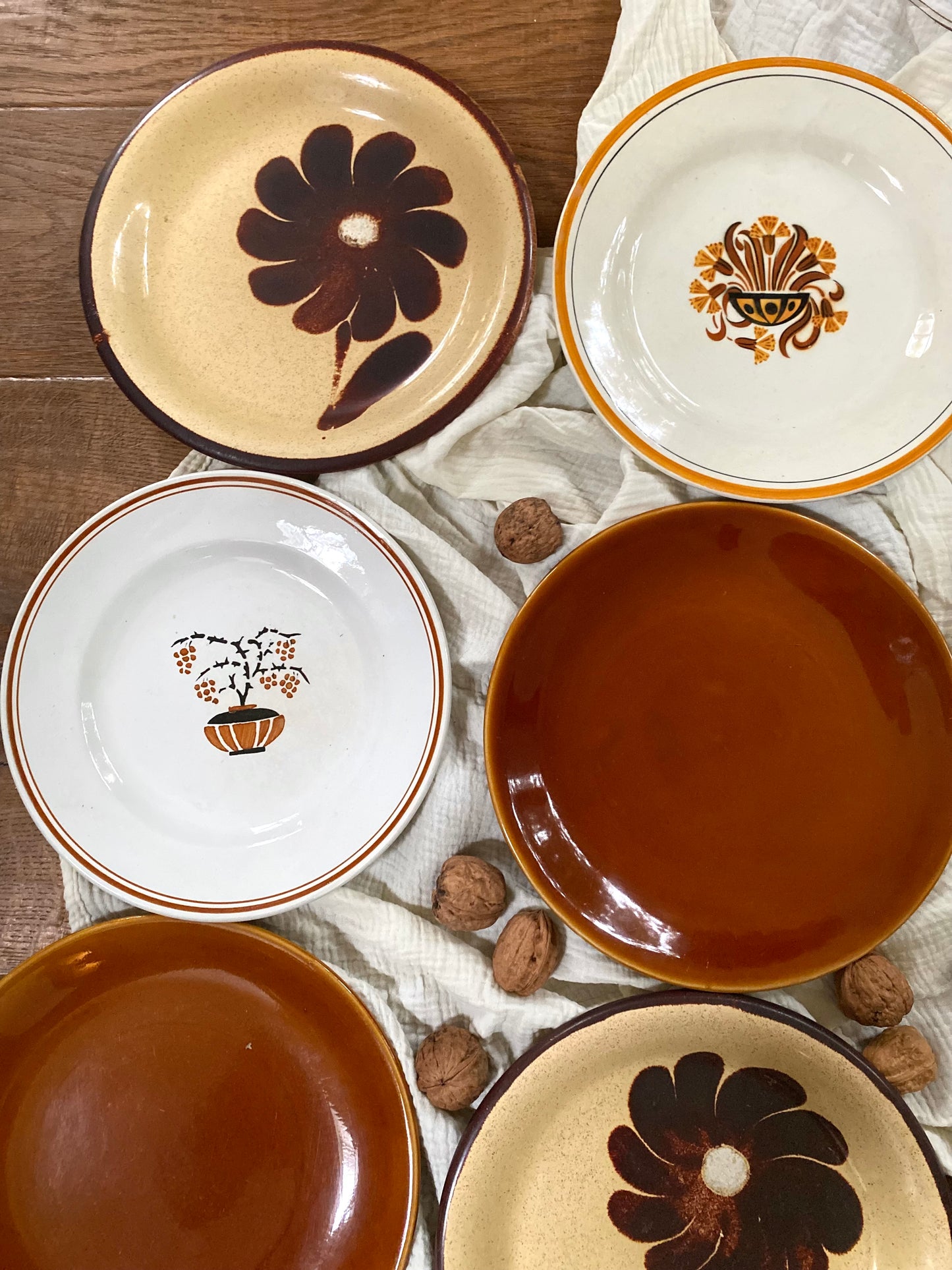 Assiettes anciennes dépareillées