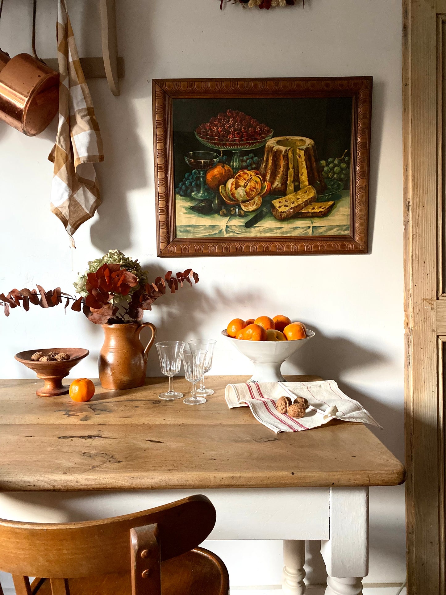 Pichet en grès ancien