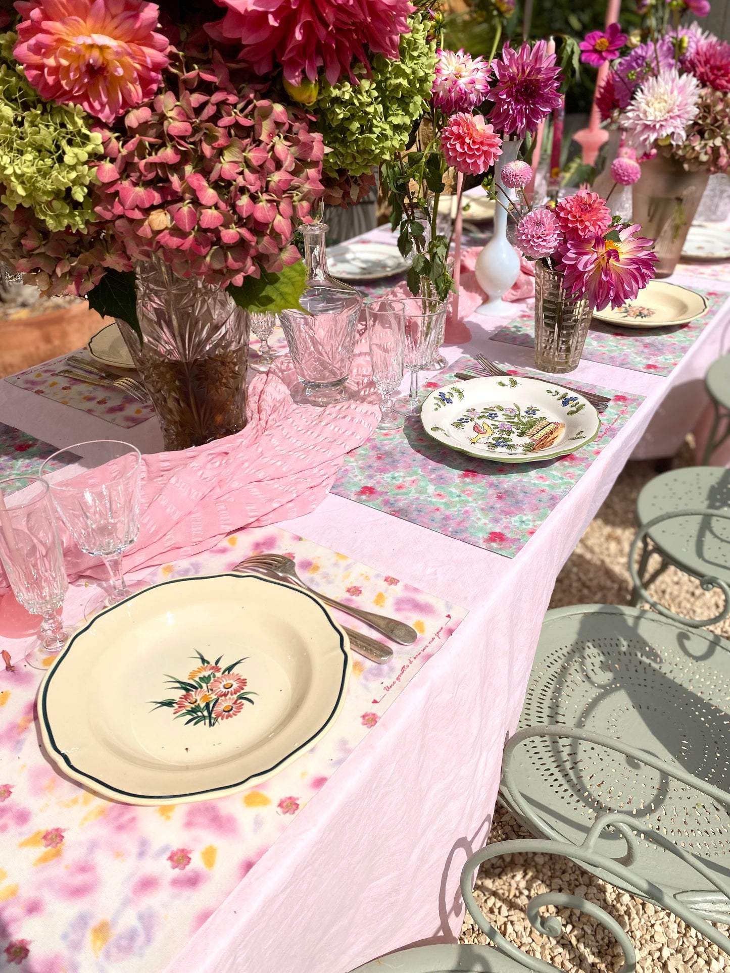 Assiettes en faïence de Gien