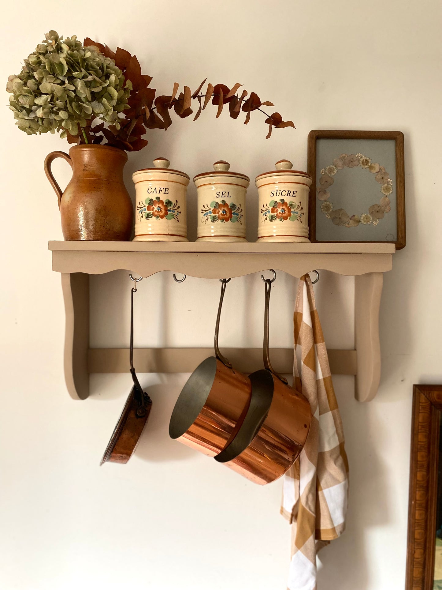 Étagère murale en bois ancien