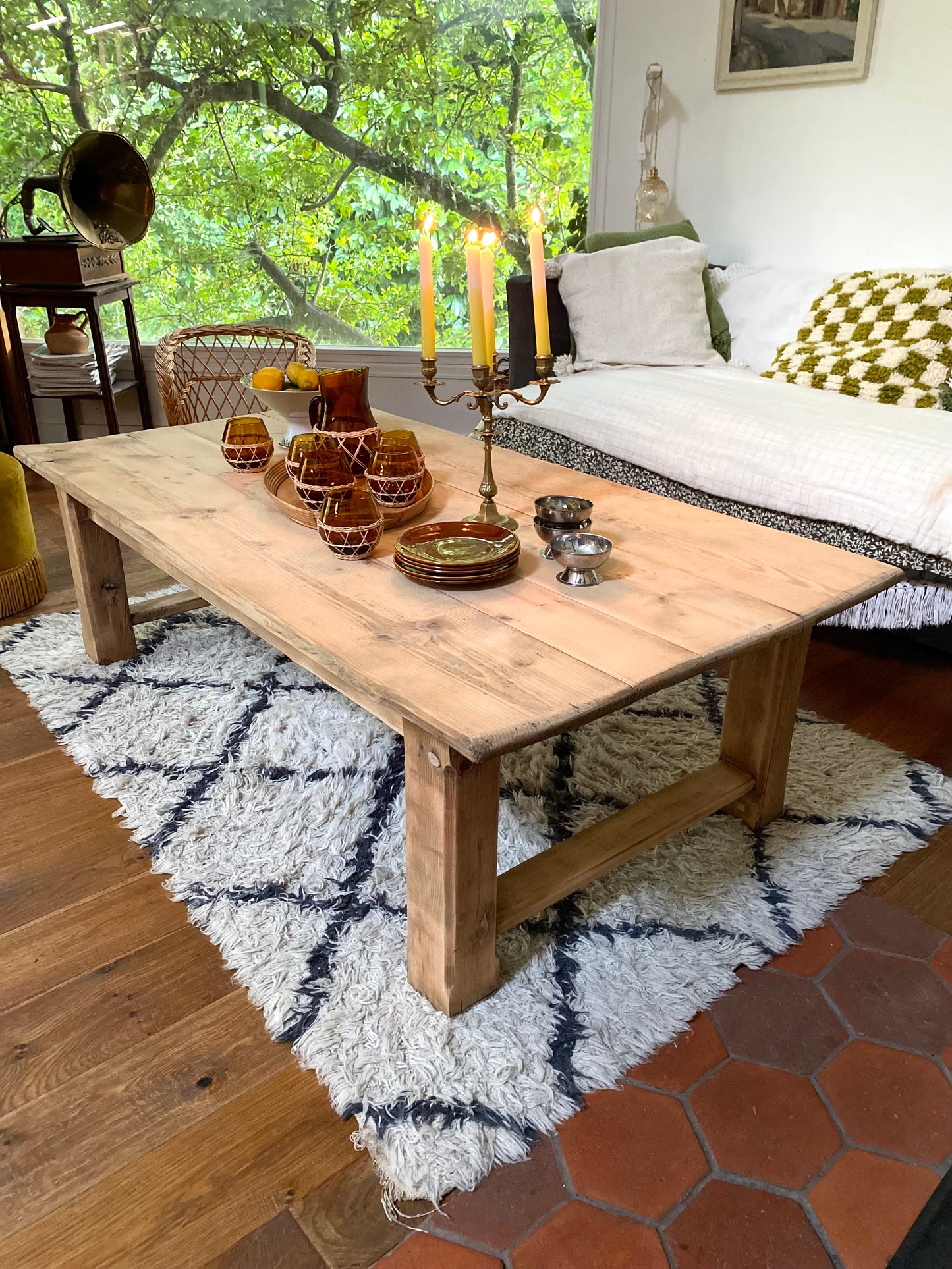 Table de ferme basse en bois ancien