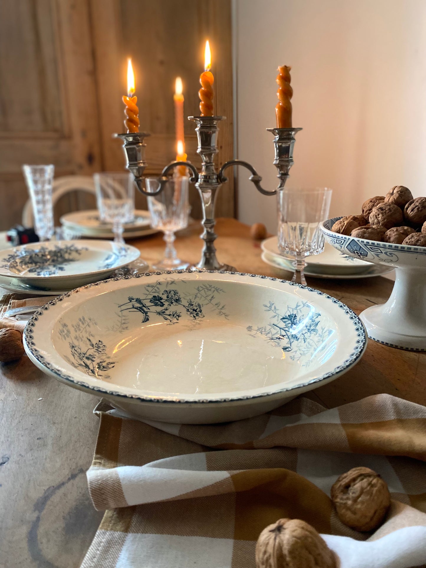 Plat creux en faïence Terre de fer