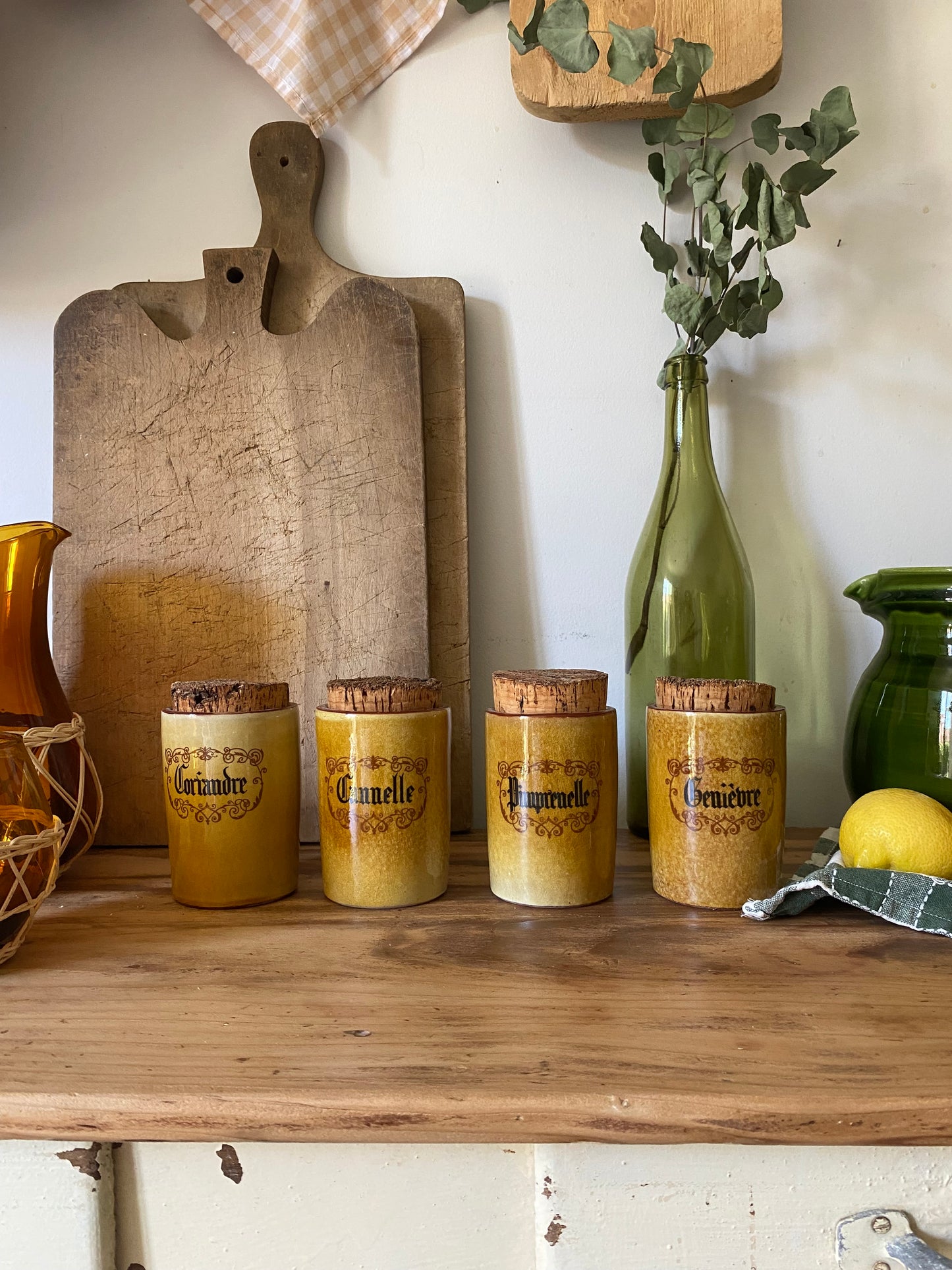 Série de pots à epices