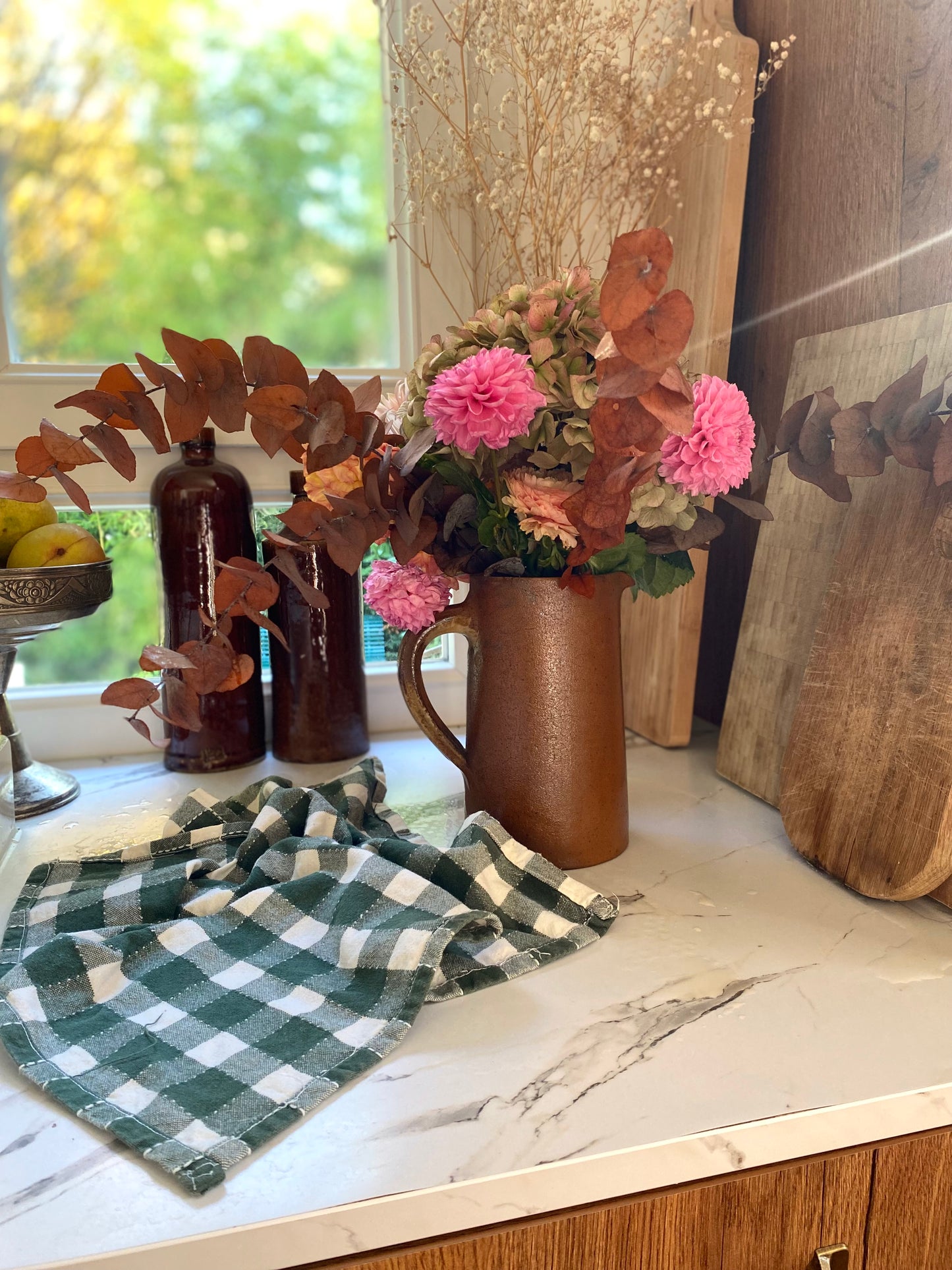 Pichet en grès ancien