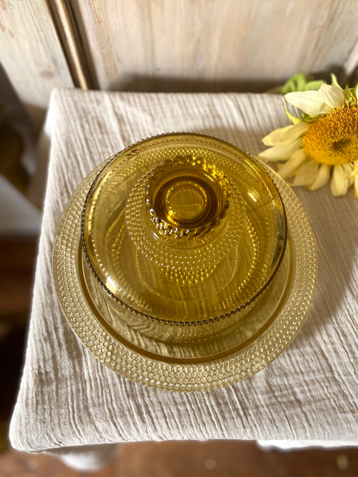 Cloche à fromage en verre ambré, années 70