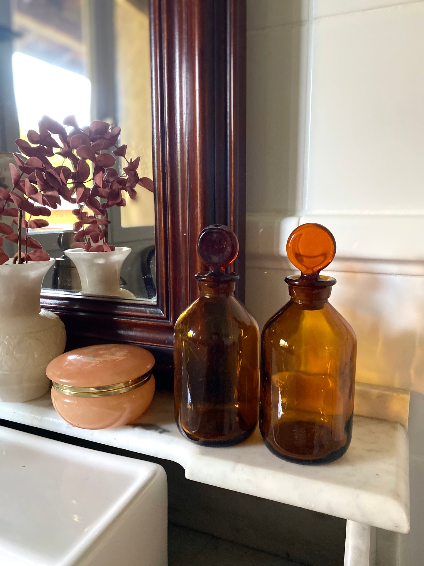 Alice / Boîte à bijoux en albâtre