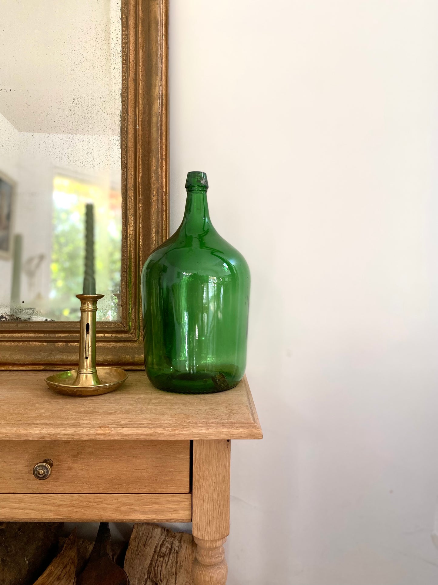 Dame jeanne en verre ancien