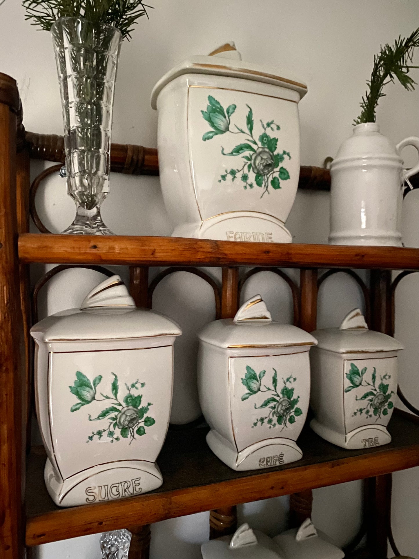 Série de pots à épices en faïence