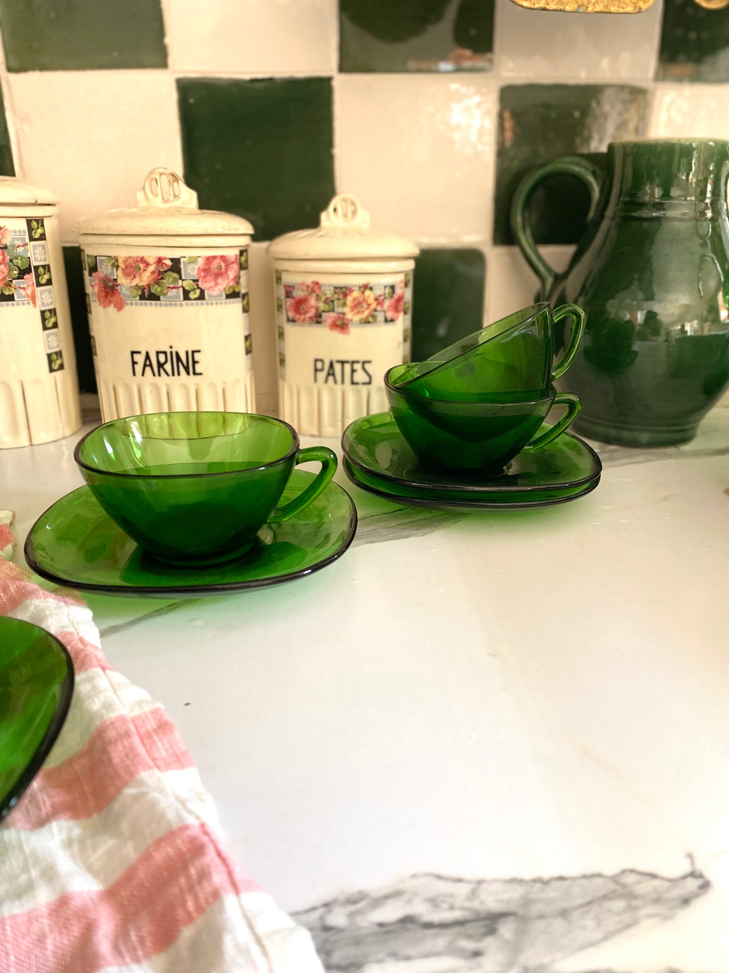 Tasses à café en verre vintage