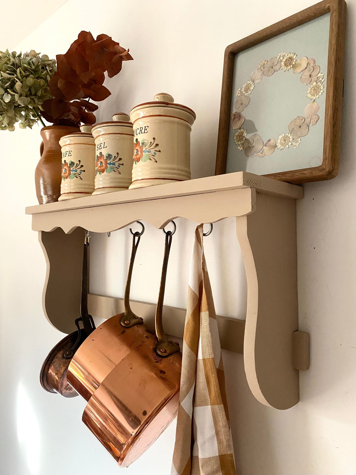 Étagère murale en bois ancien