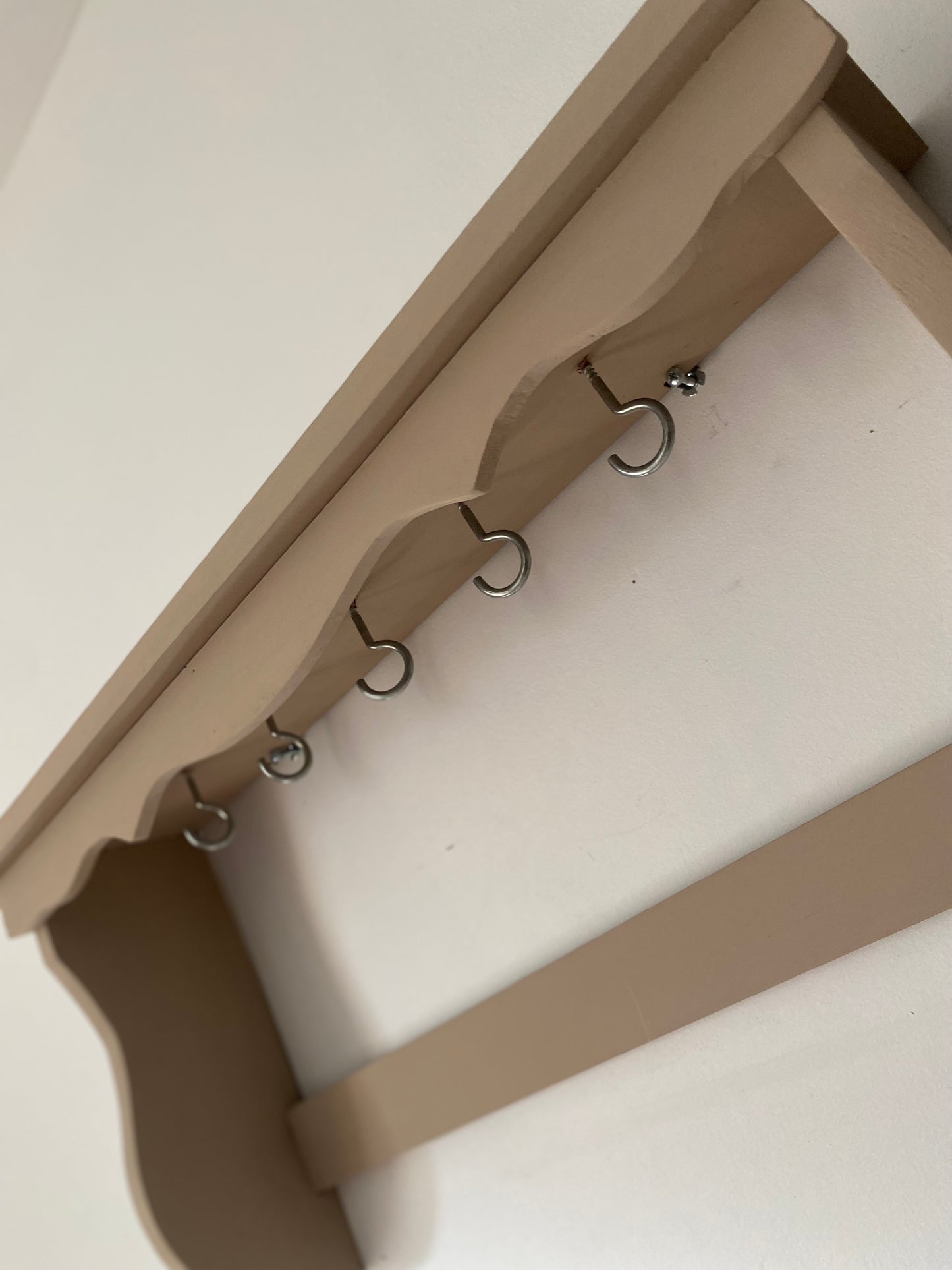 Étagère murale en bois ancien