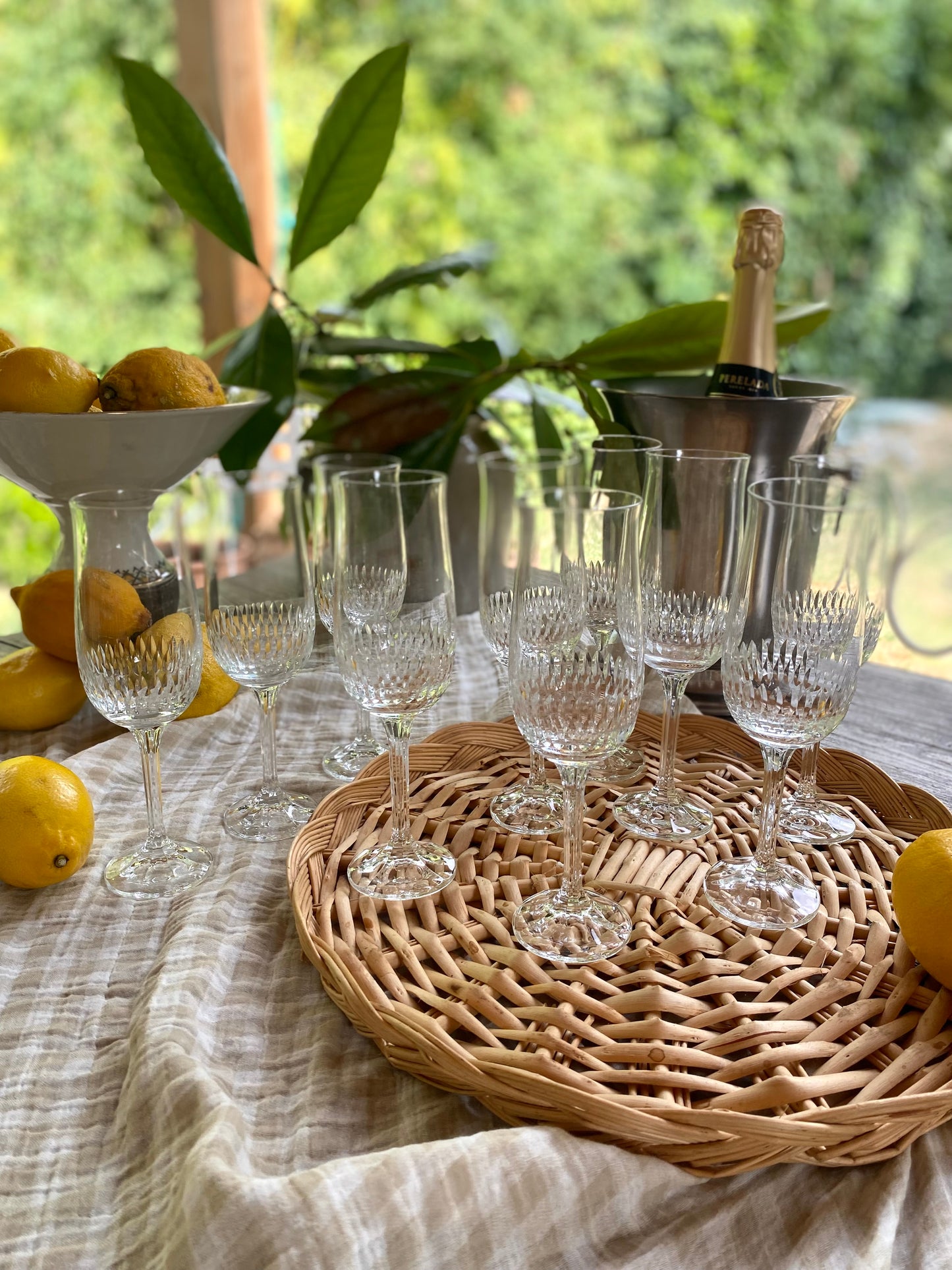 Service de 10 flûtes à champagne en verre taillé, 1960
