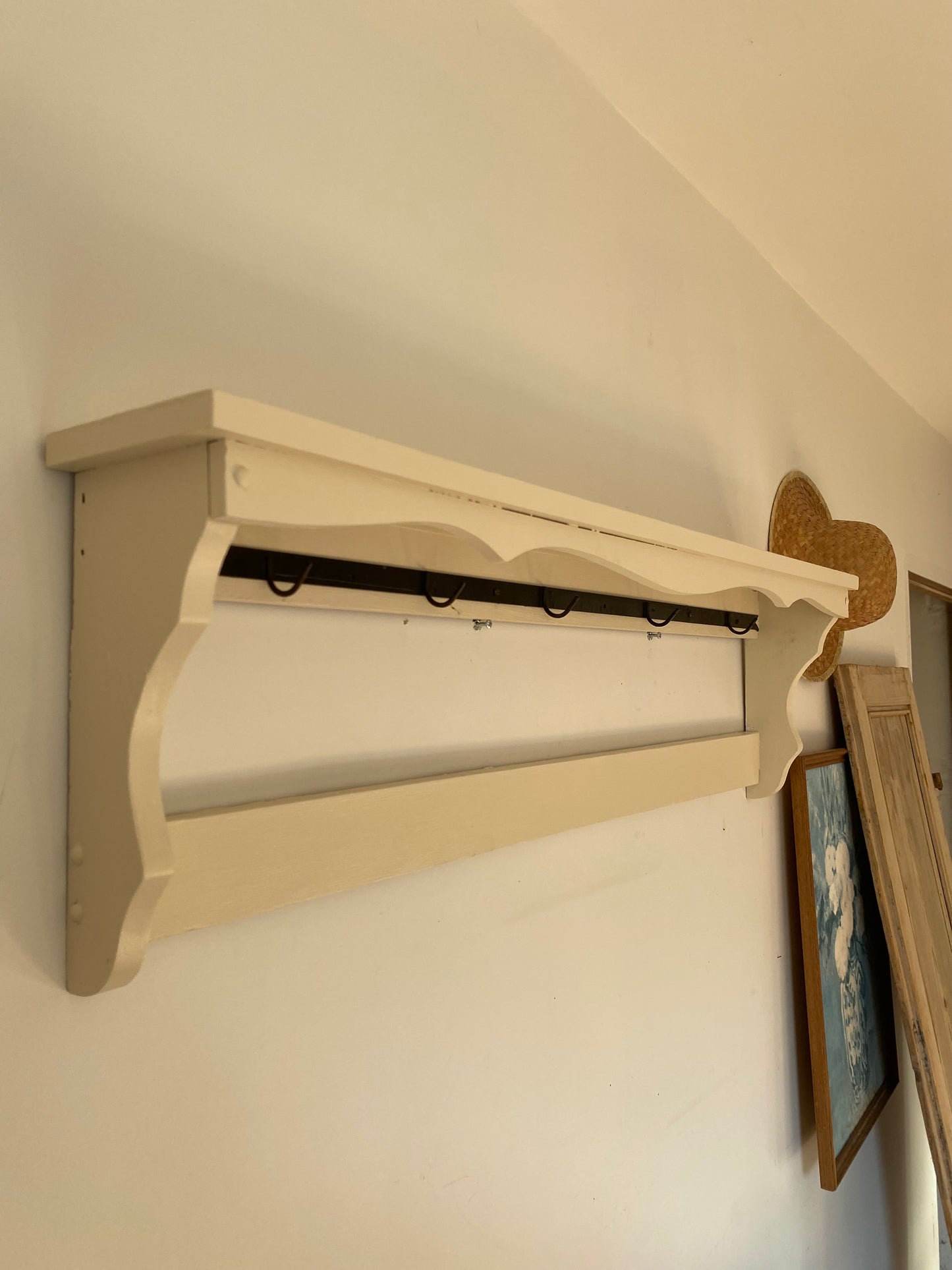 Étagère murale en bois ancien rénovée