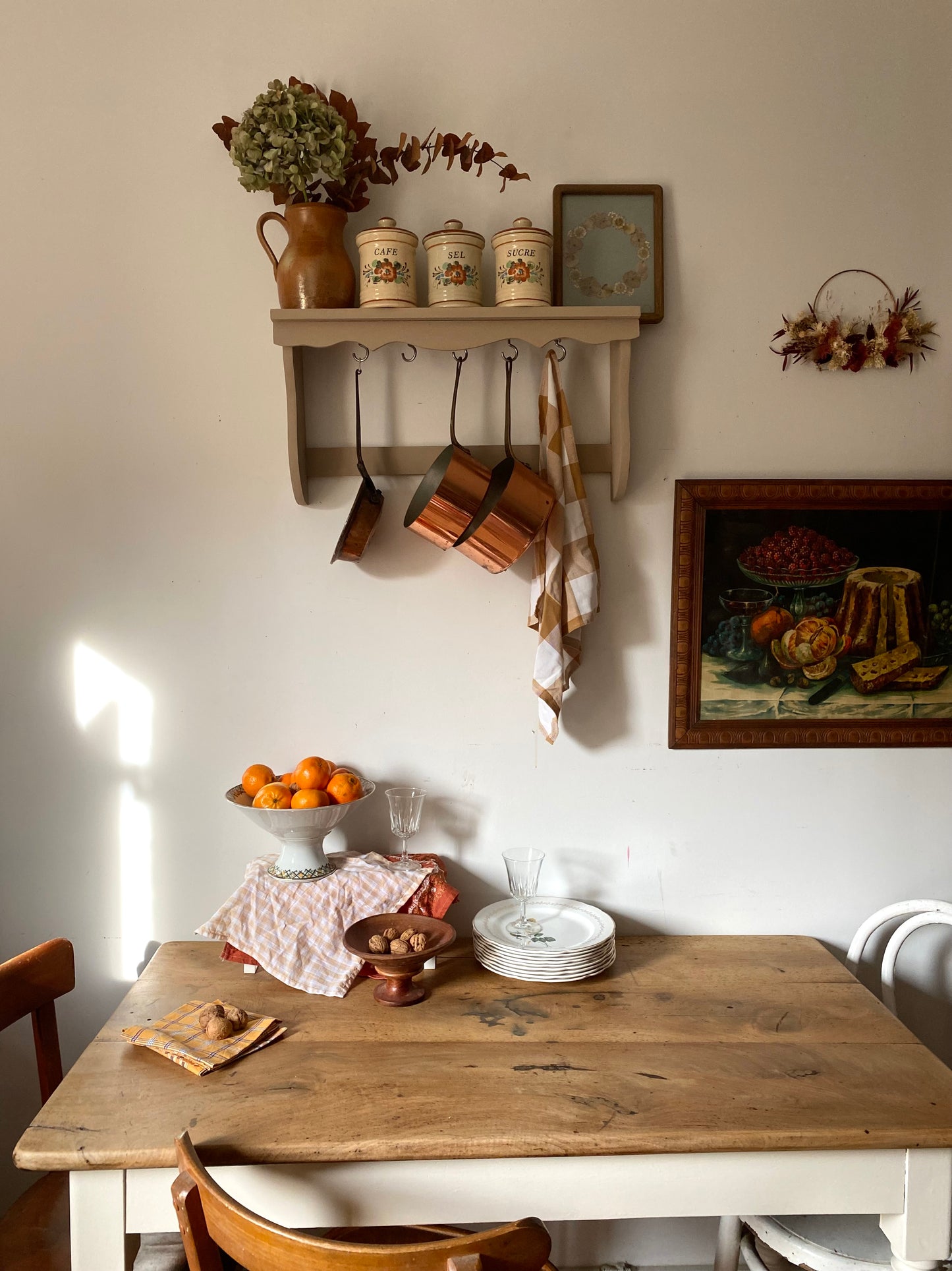 Duo de Casseroles en cuivre milieu du XXe siècle de fabrication française par Métaux Ouvrés Vesoul