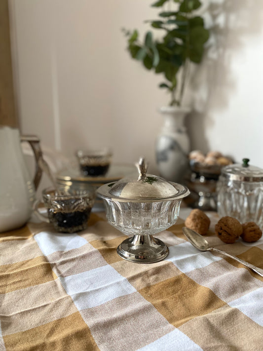 Sucrière ancienne 1950