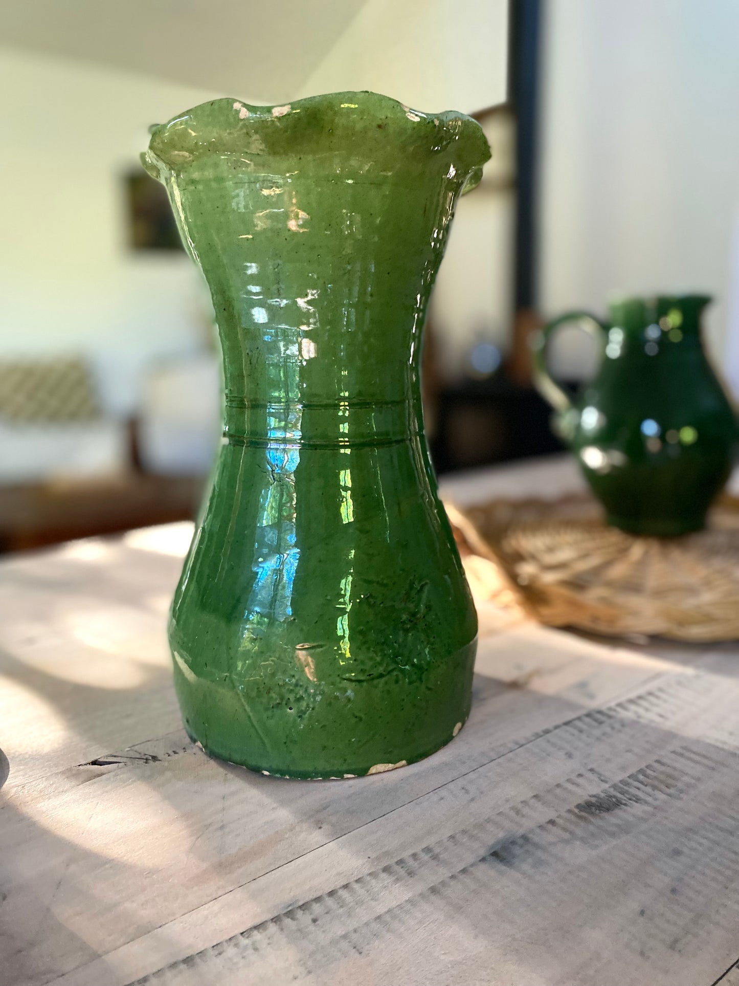 Vase en céramique ancienne