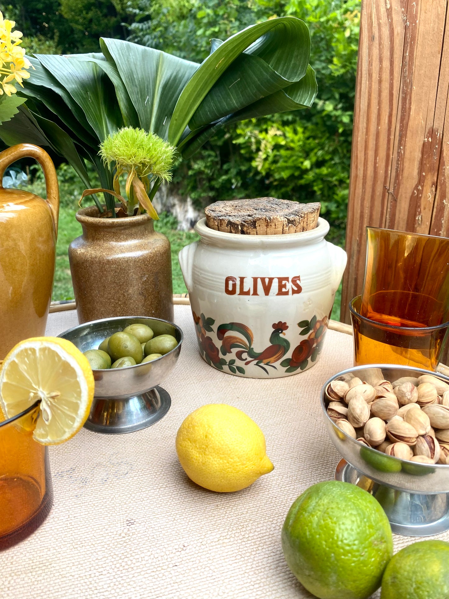 Pot à olives ancien