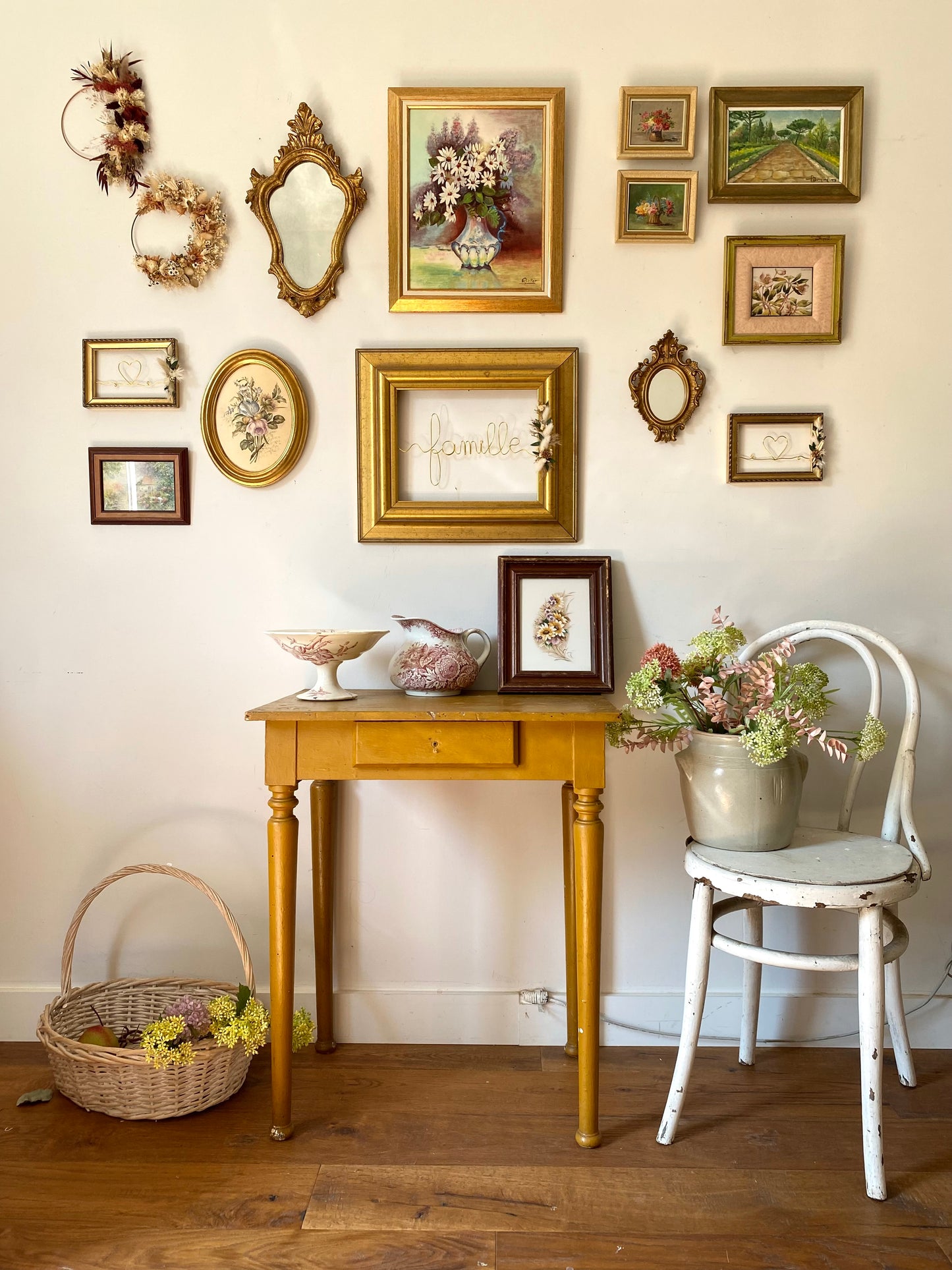 Table d'appoint en bois ancien