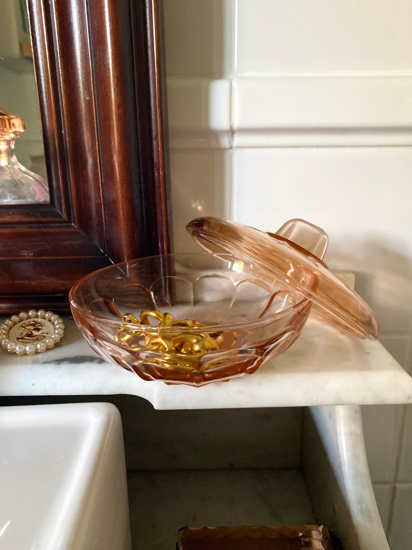 Boîte à poudre en rosaline