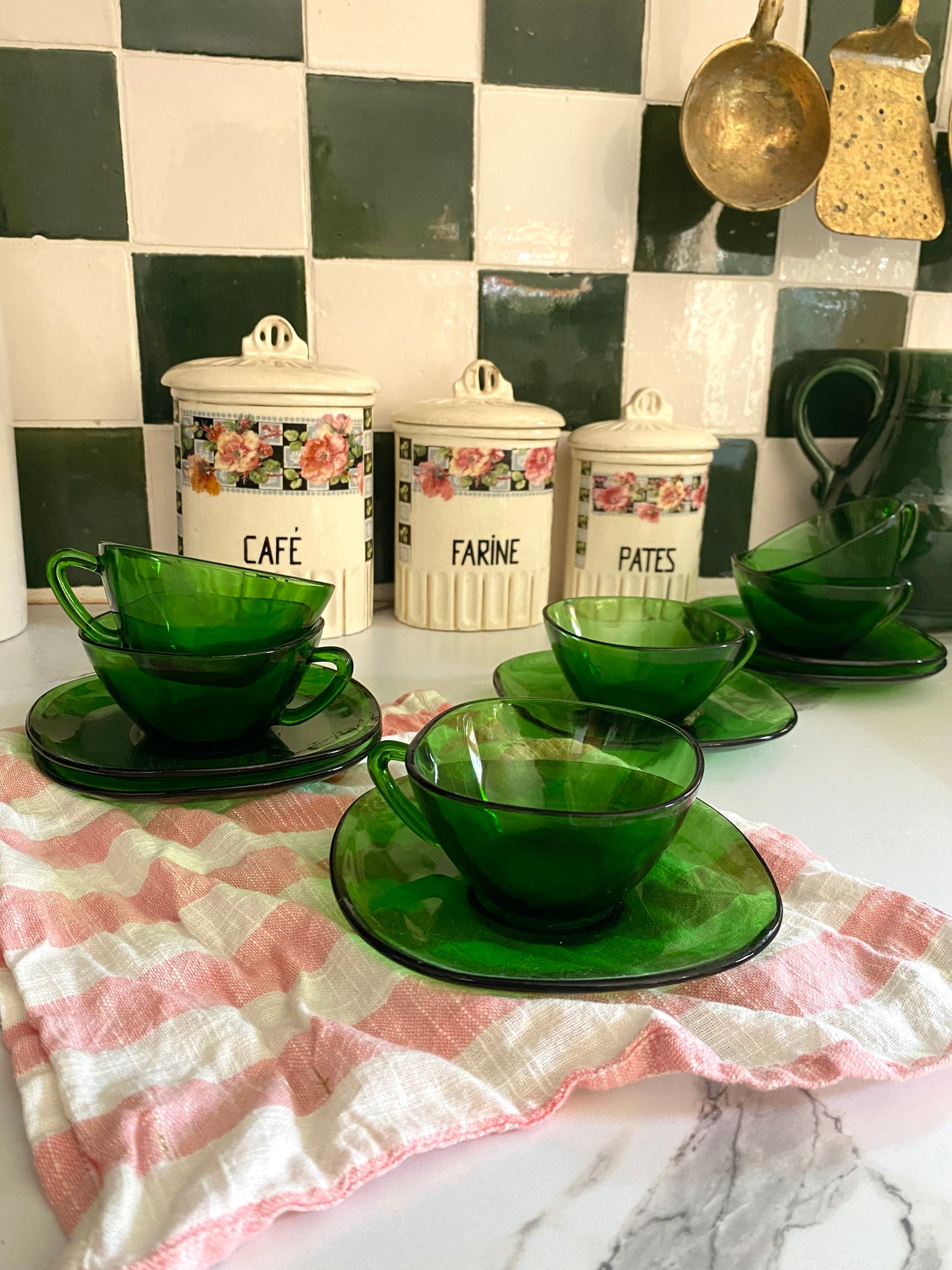Tasses à café en verre vintage