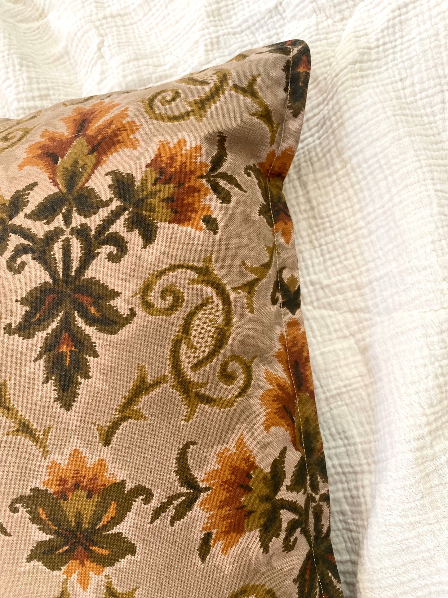 Ravissant duo de coussins en jacquard 70