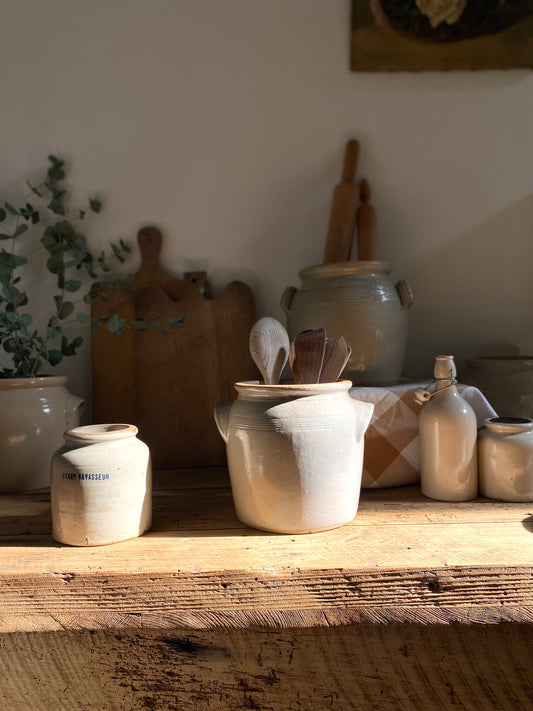 Ancien pot à graisse en grès