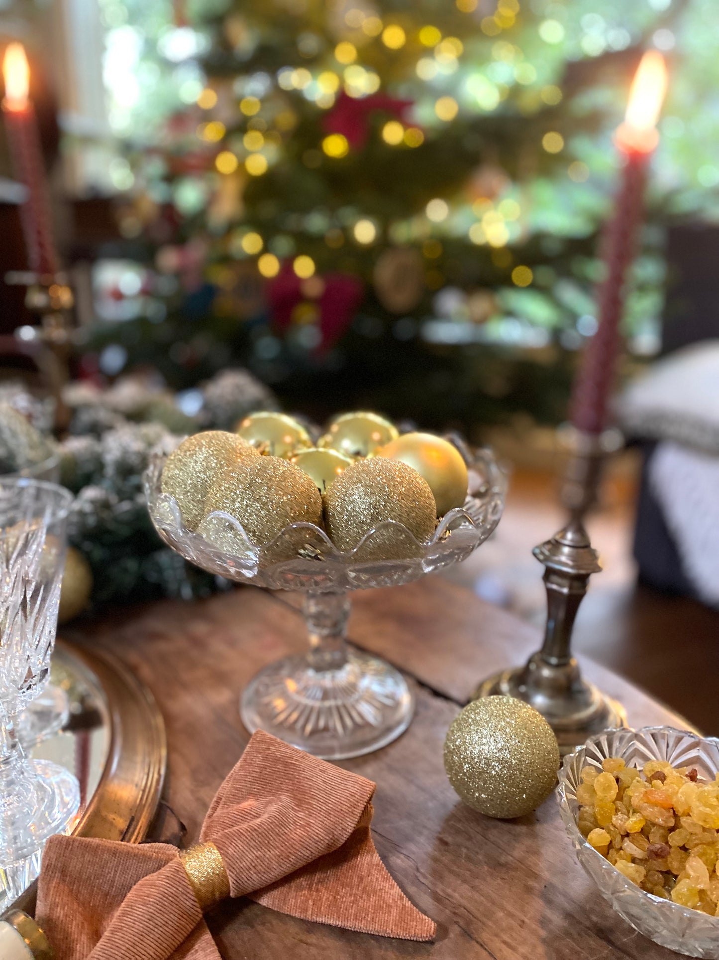 Coupe de présentation en verre ancien