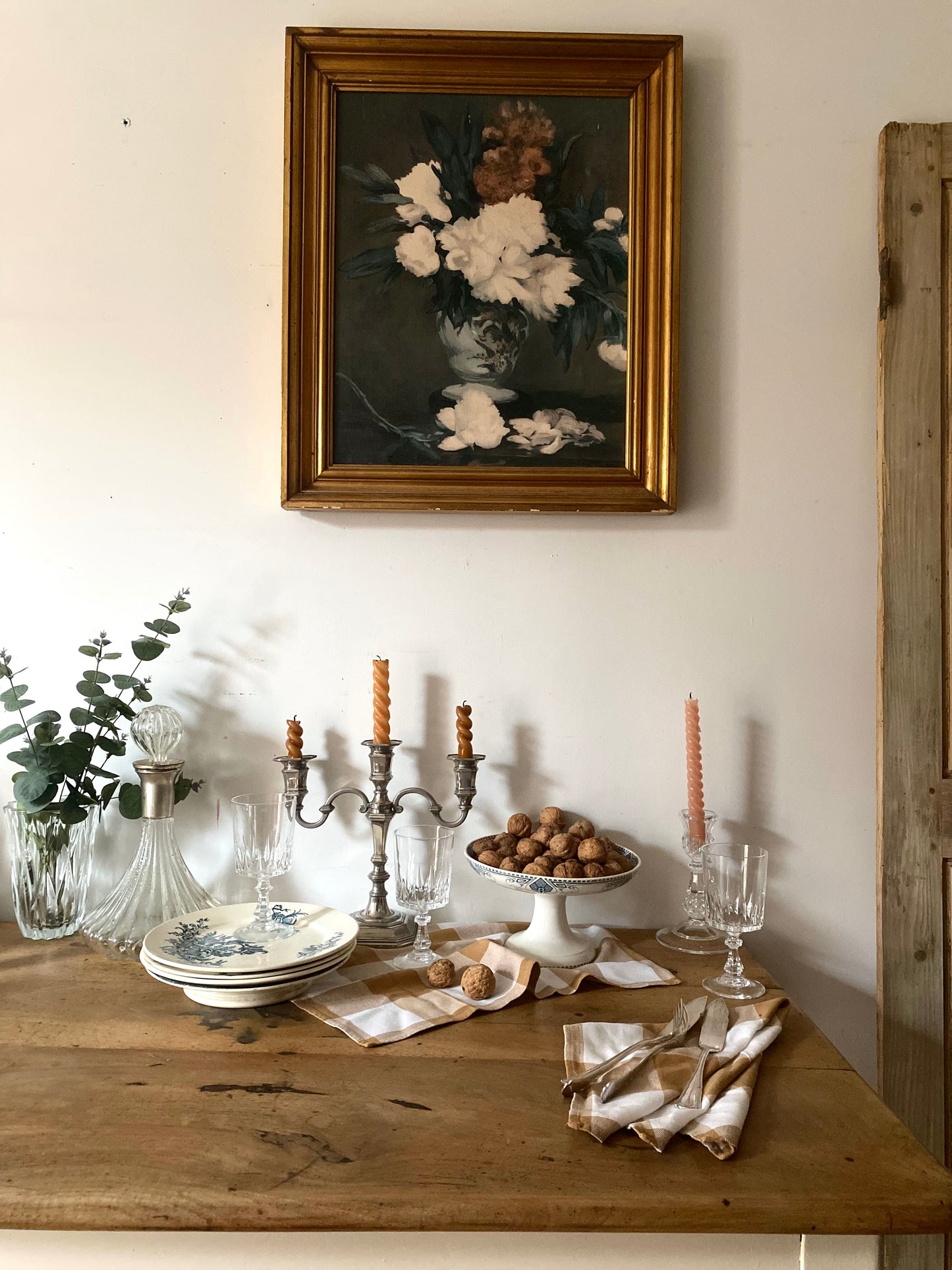 Paire de candélabres en métal argenté