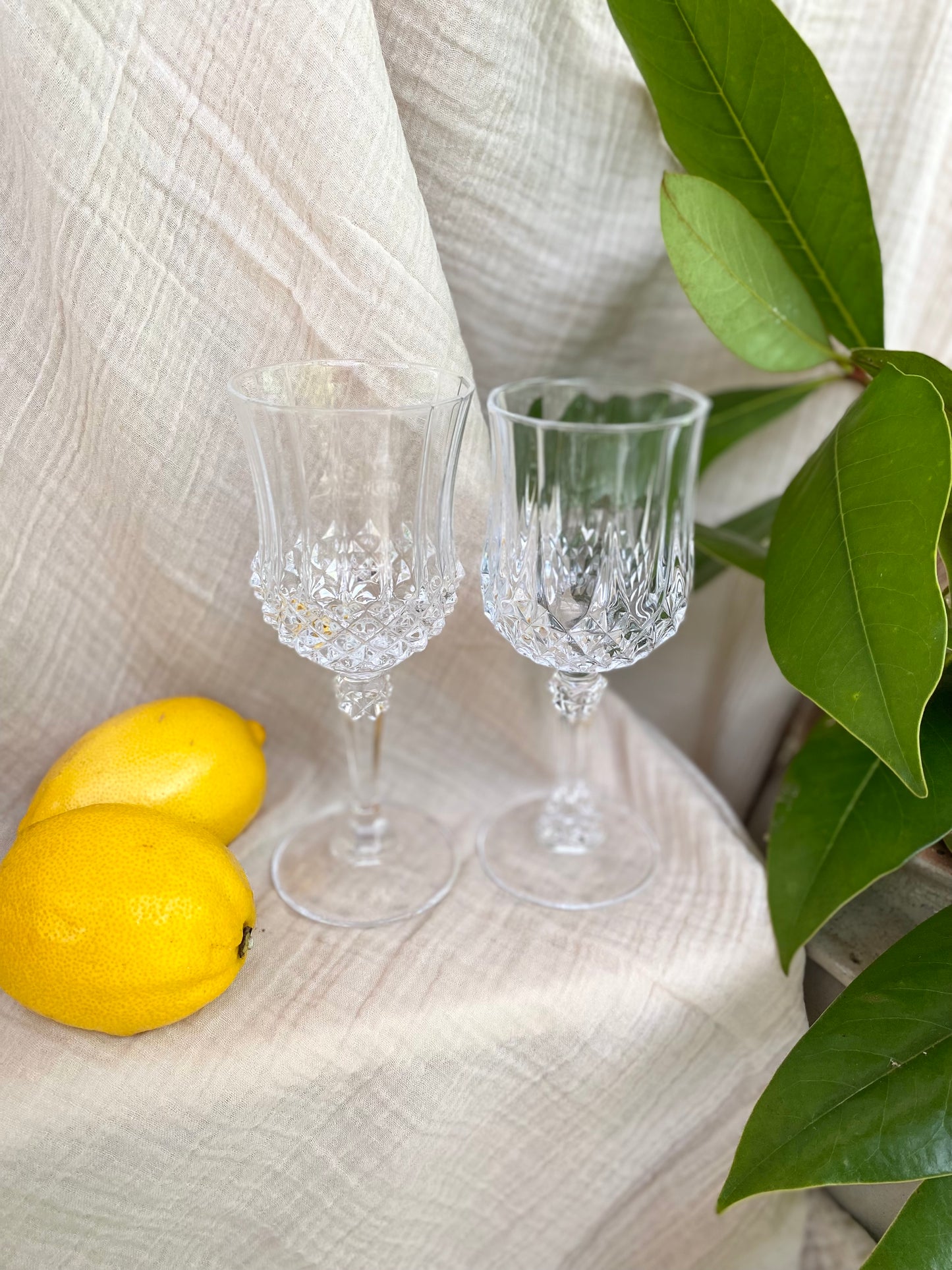 Service de verres à pied dépareillés
