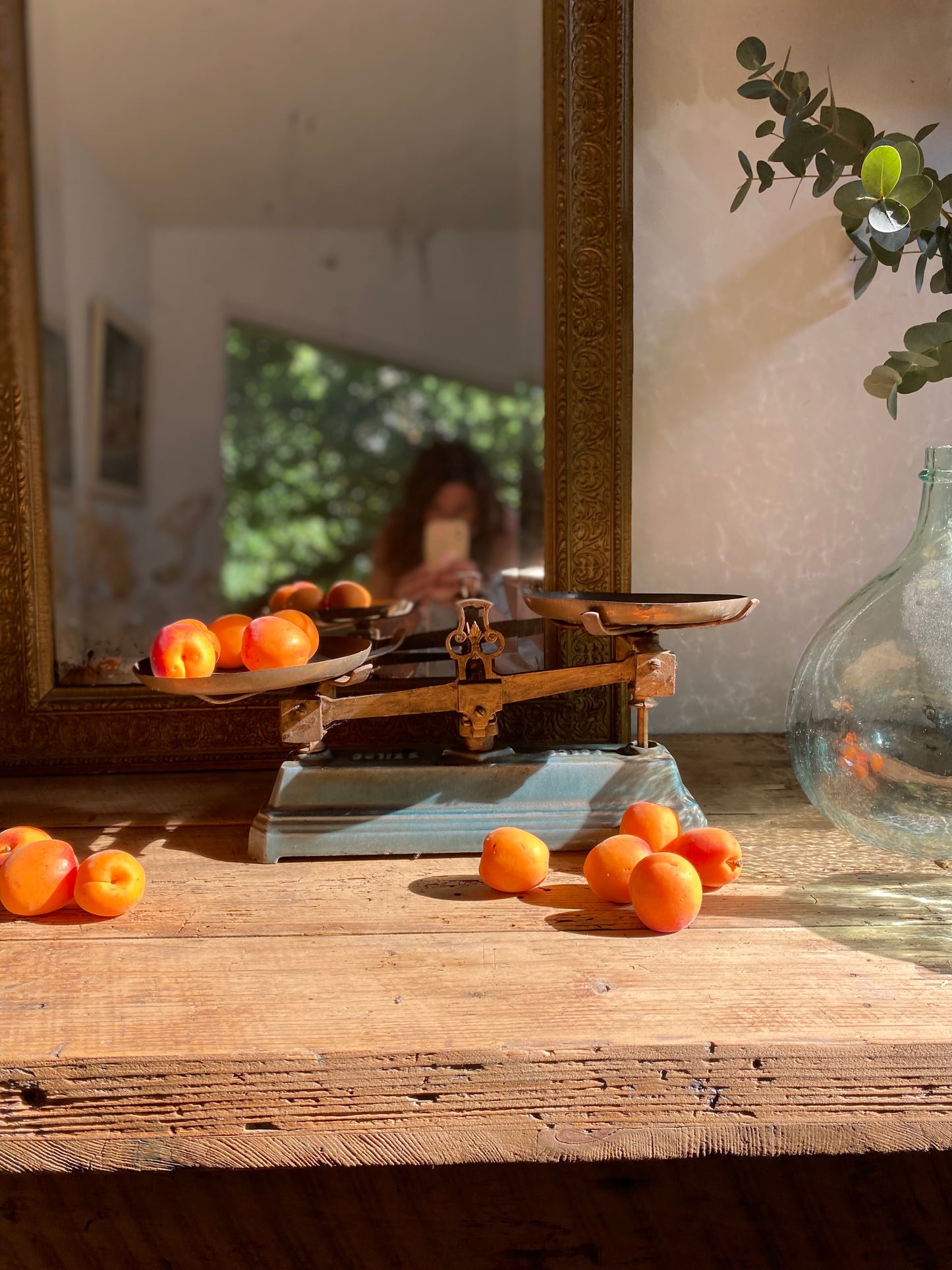 Balance de cuisine ancienne à fléau — fonte et laiton fin XIXème – début XXème siècle.
