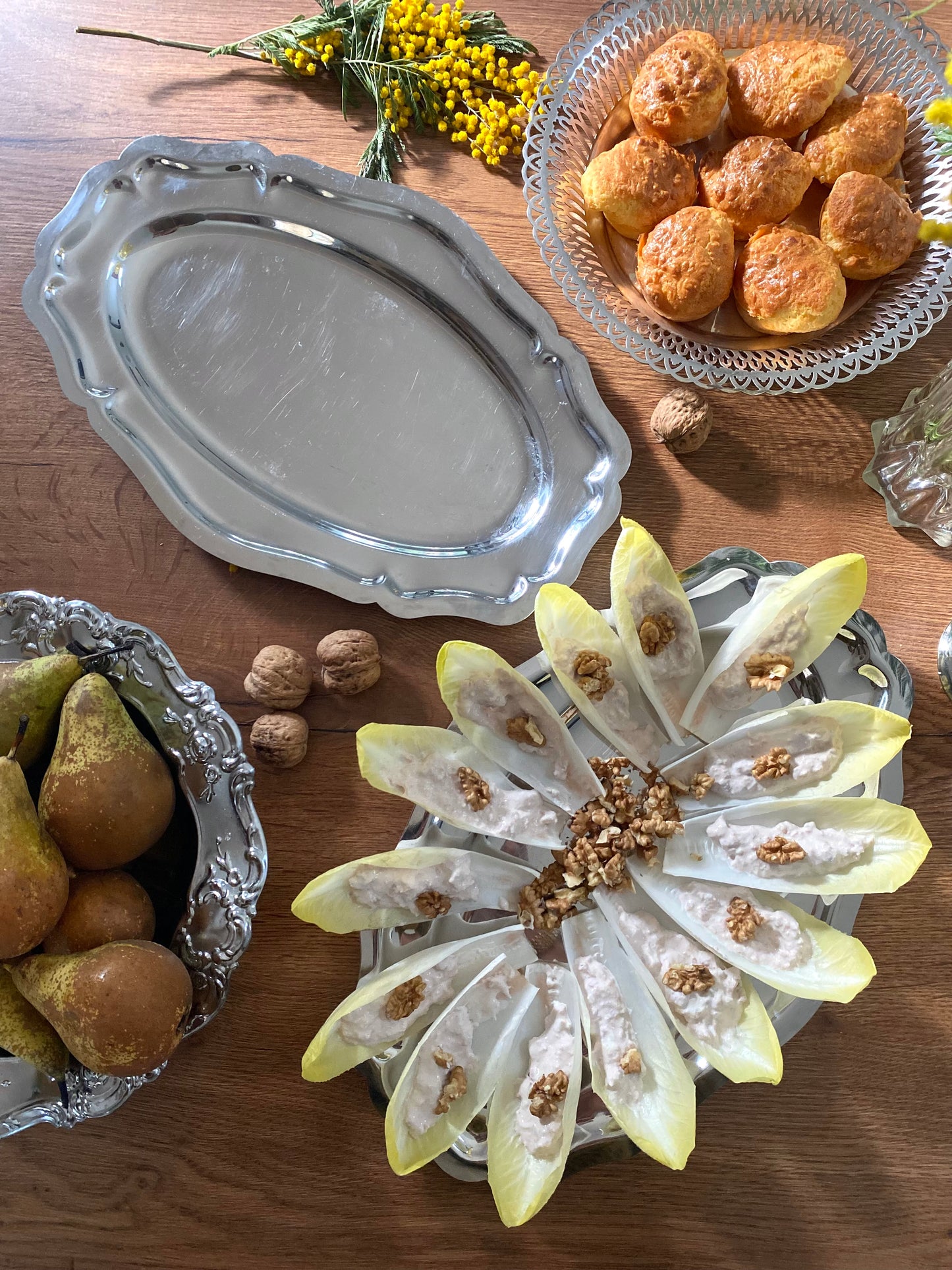 Paire de plats de service en inox 1950 style Louis XV