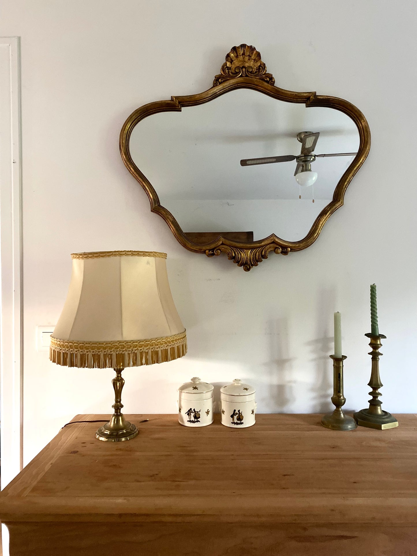 Miroir baroque ancien à coquille