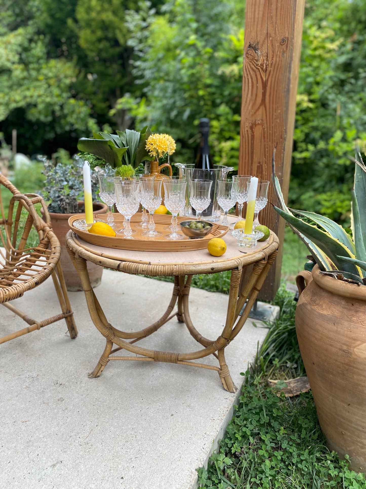 10 verres à pied en cristal ancien
