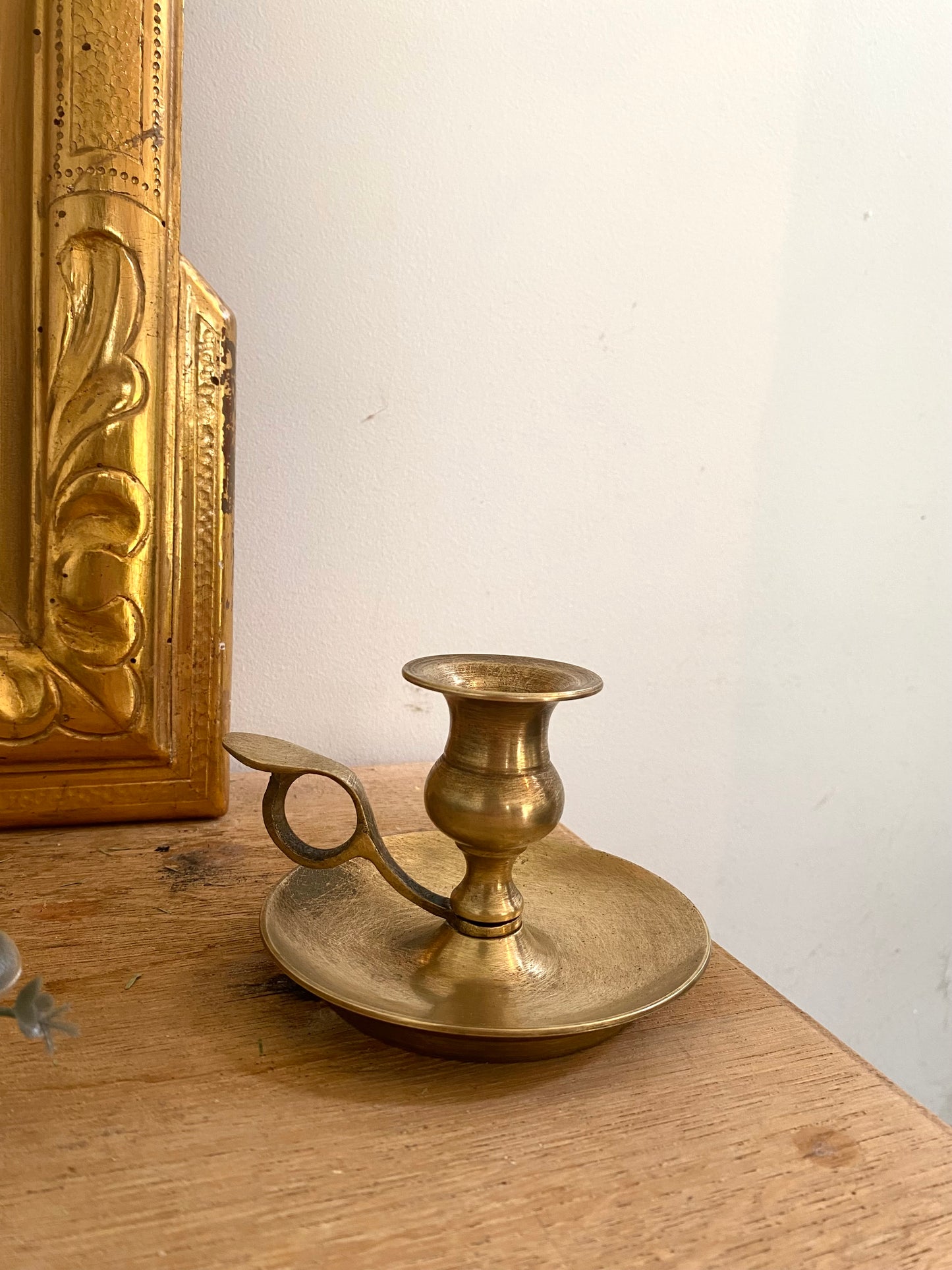 Élégant Bougeoir à main en Laiton – 1950