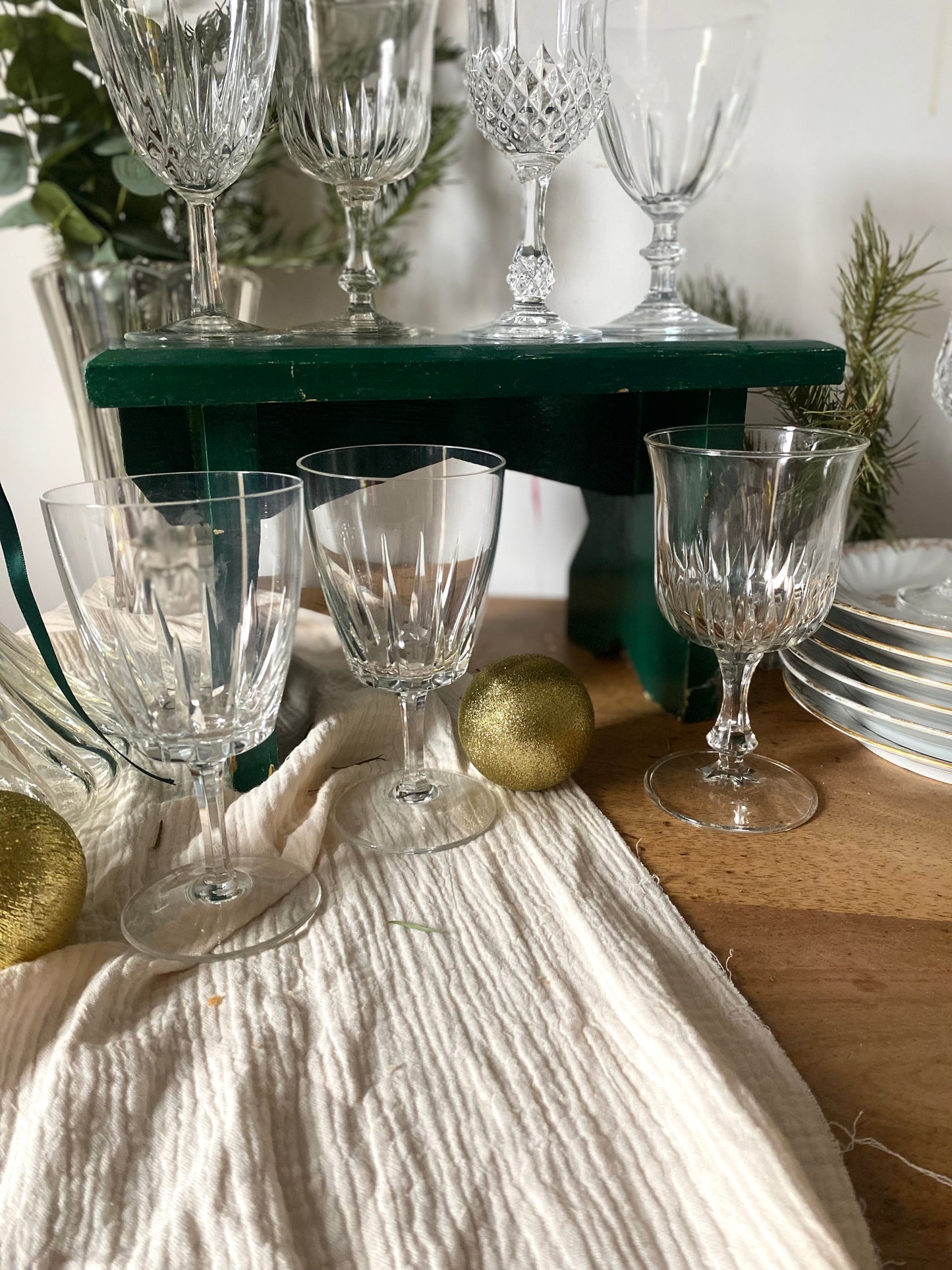 Verres à pied dépareillés