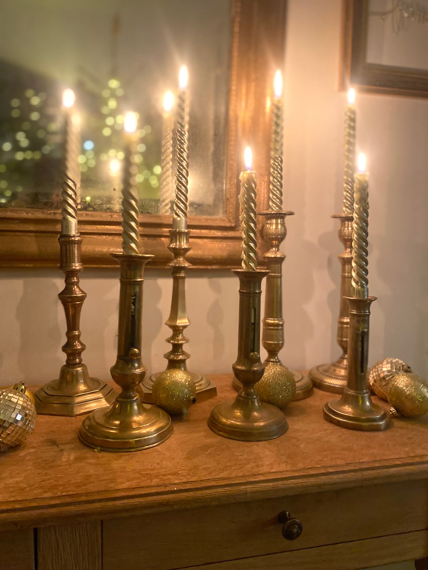 Bougeoir en laiton ancien