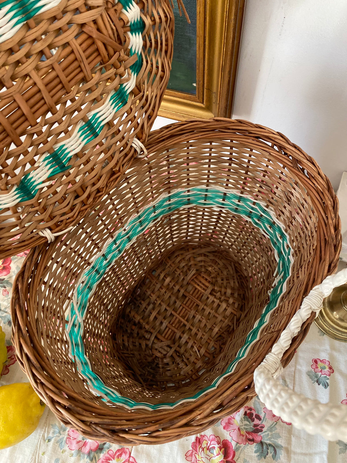 Panier Cabas Vintage en Osier et Scoubidou Vert & Blanc – Années 60