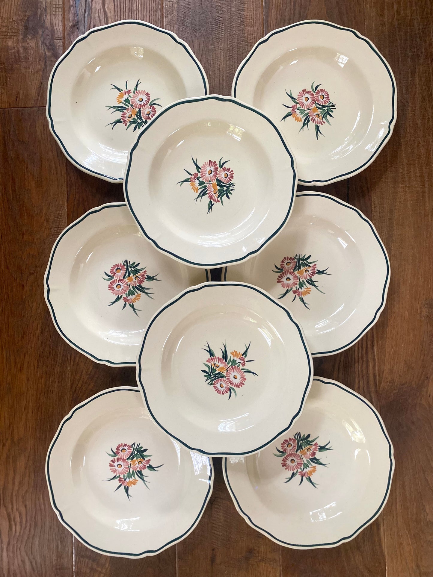 Assiettes en faïence de Gien